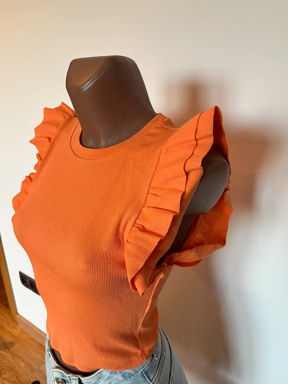 Top Zara naranja de canalé con volantes – Talla M – Zara – taille M / 38 / 10 2