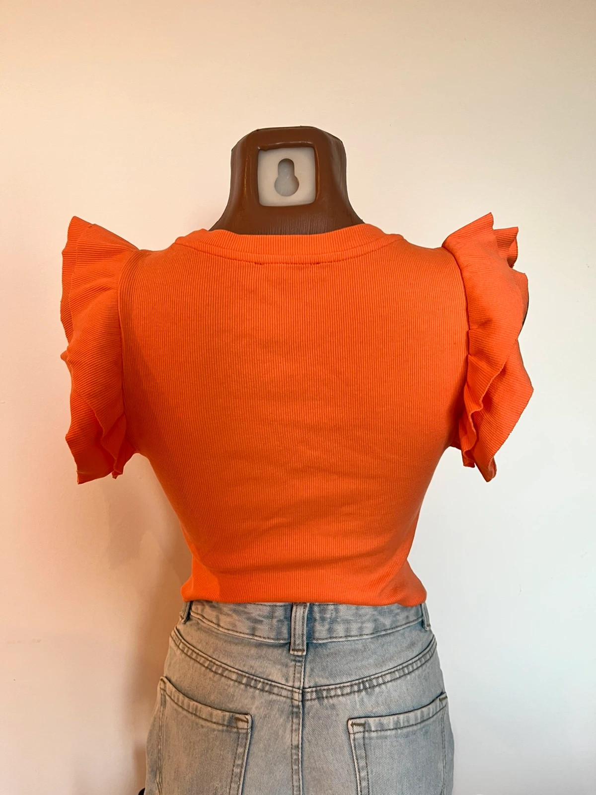 Top Zara naranja de canalé con volantes – Talla M – Zara – taille M / 38 / 10 3