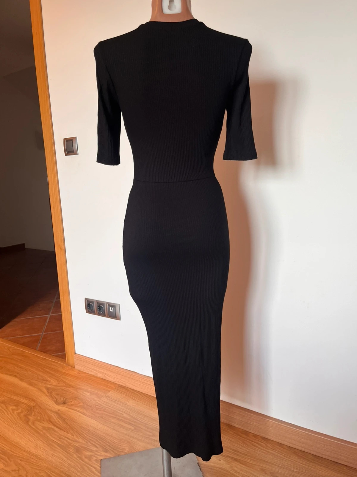 Vestido largo negro fruncido Stradivarius Talla S – Stradivarius – taille S / 36 / 8 3