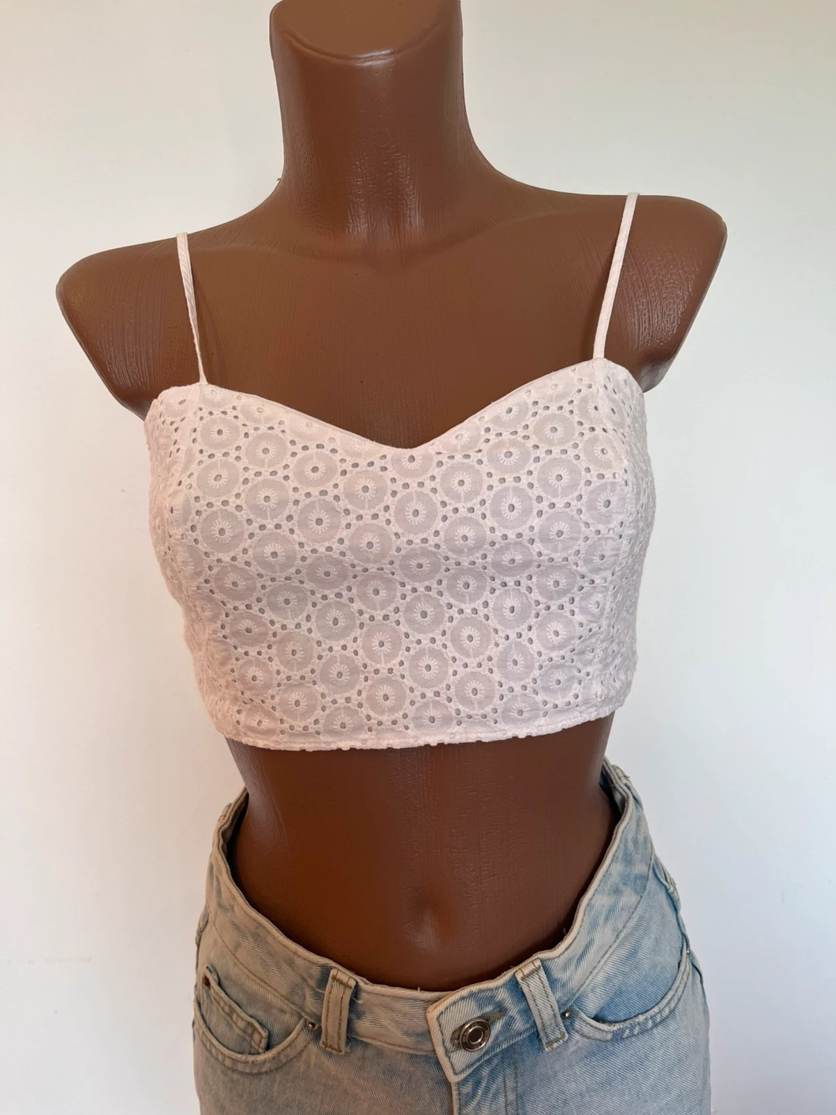 Top crop blanco de bordado calado Zara – Talla S – Zara – taille S / 36 / 8