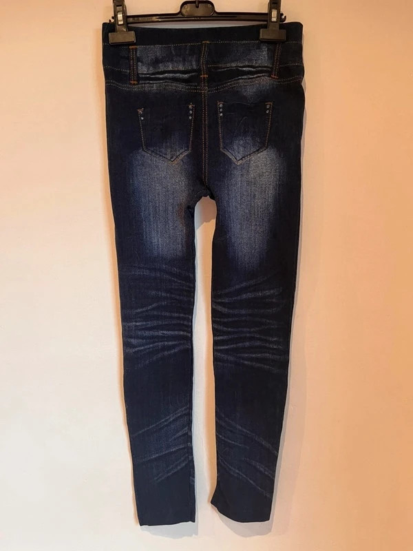 Jeggings azul oscuro efecto desgastado con strass floral Talla S/M – tienda local – taille S / 36 / 8 3