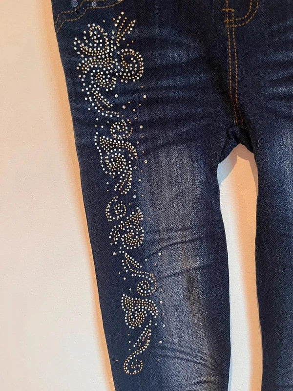 Jeggings azul oscuro efecto desgastado con strass floral Talla S/M – tienda local – taille S / 36 / 8 2