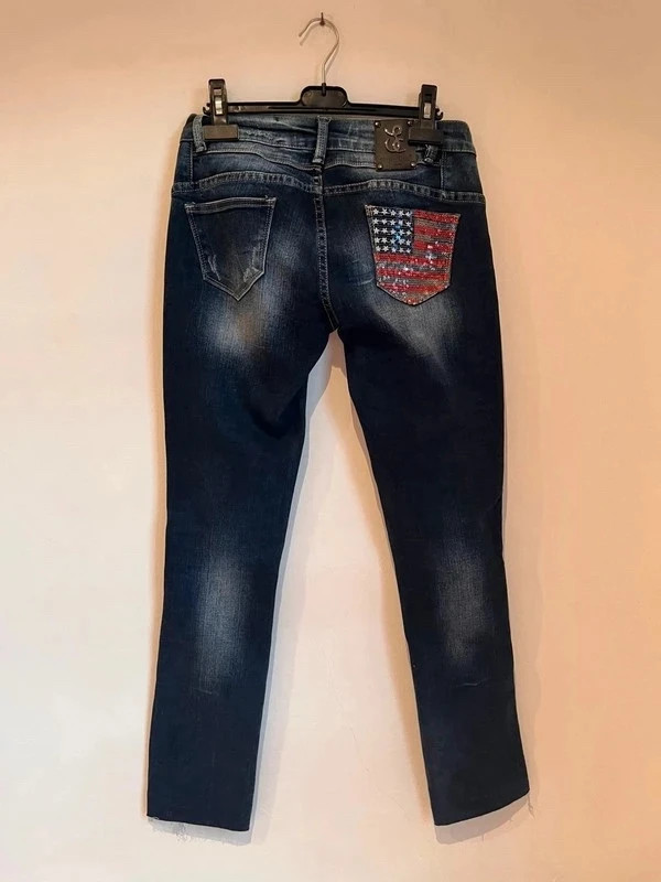 Jeans Simply Chic azul oscuro con bandera de EE. UU. de lentejuelas y2k Talla S/36 – Simply Chic – taille S / 36 / 8 4