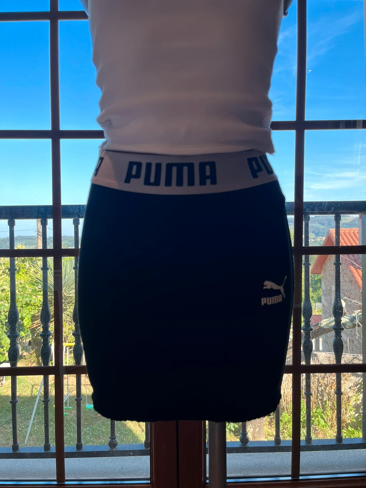 Puma fitted skirt | Falda negra deportiva con cinturilla elástica | Talla S