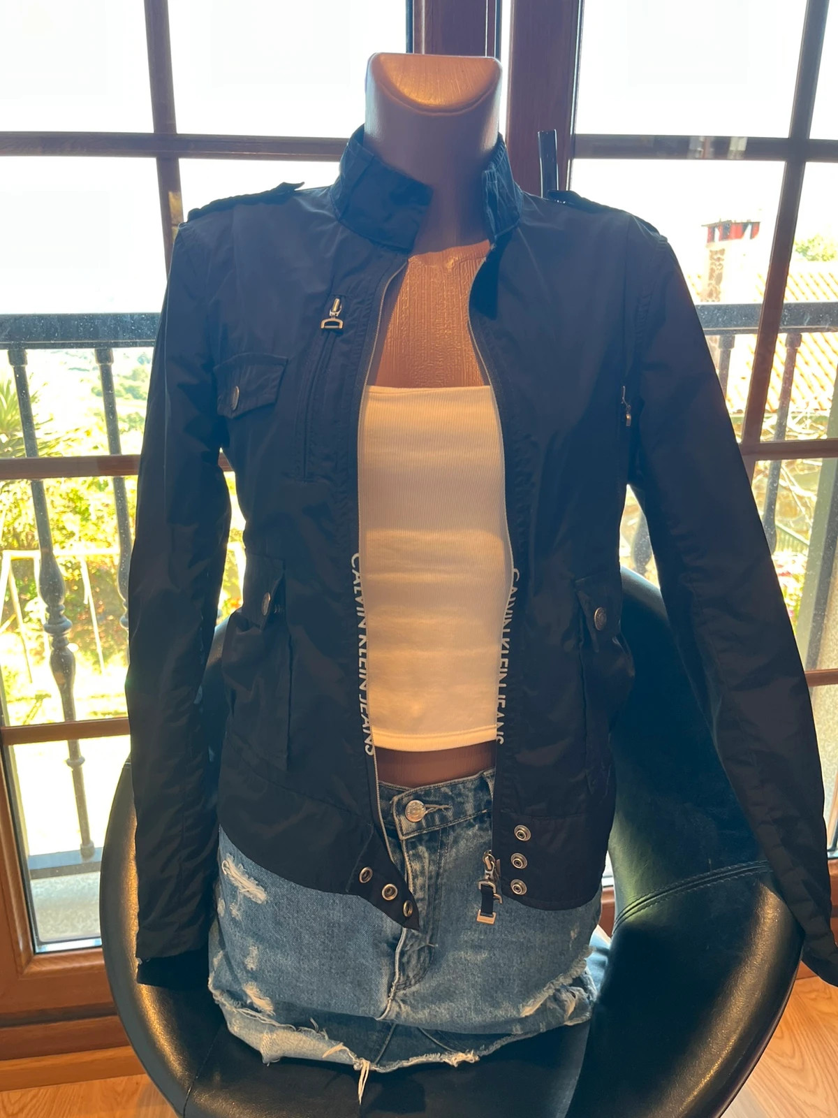 Chaqueta Calvin Klein Jeans negra - Talla S