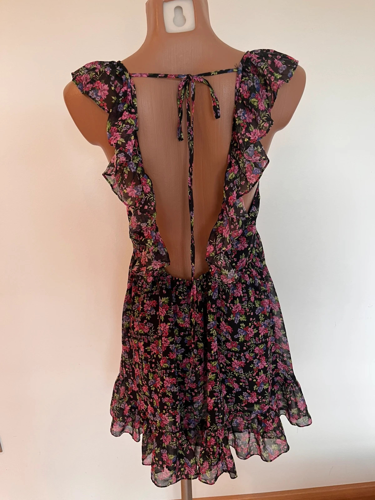 Vestido Zara flores con espalda descubierta y volantes · Talla M – Zara – taille M / 38 / 10 4