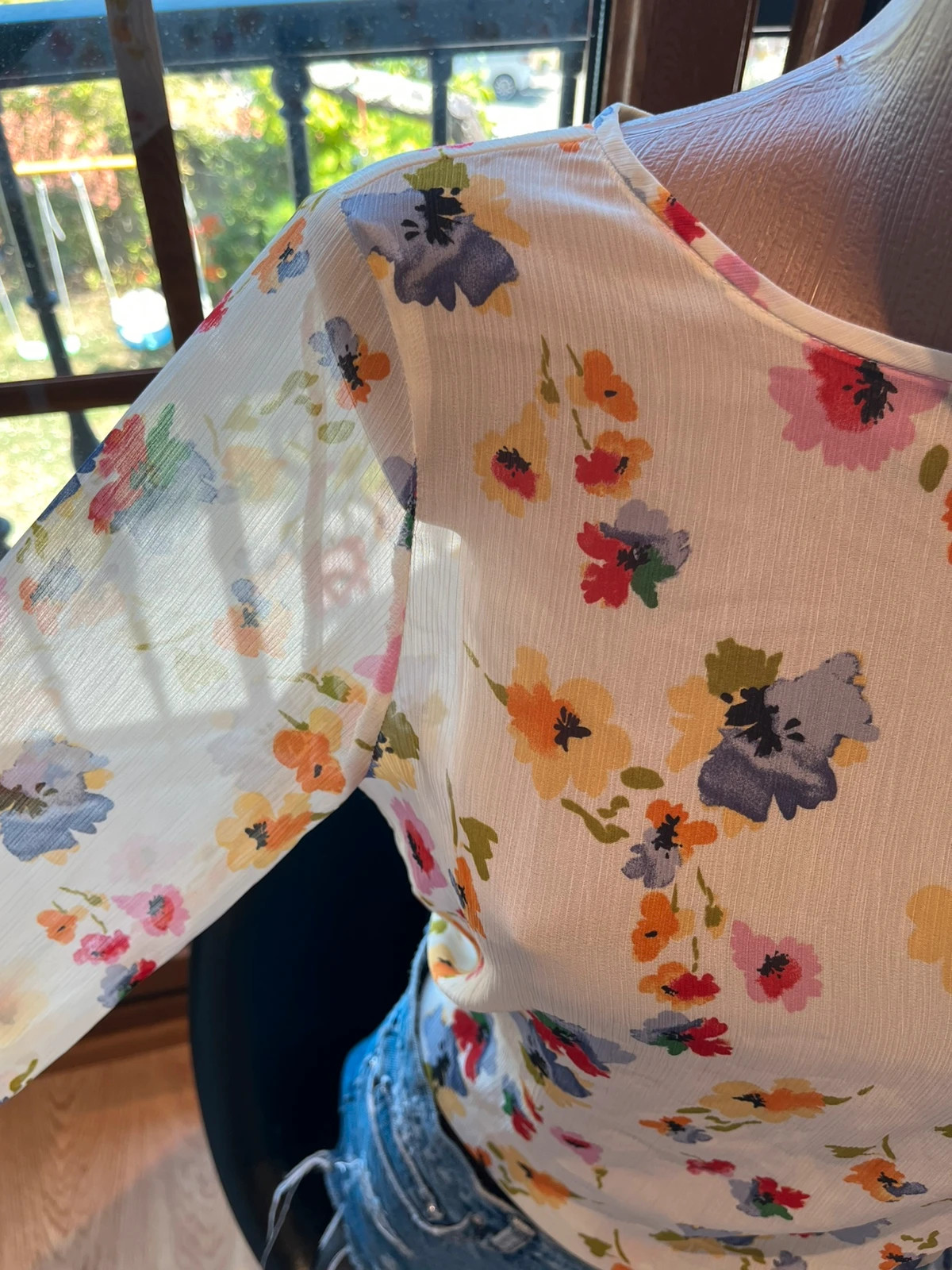 Blusa floral Zara Woman semitransparente con volante – Talla M – Zara – taille M 3
