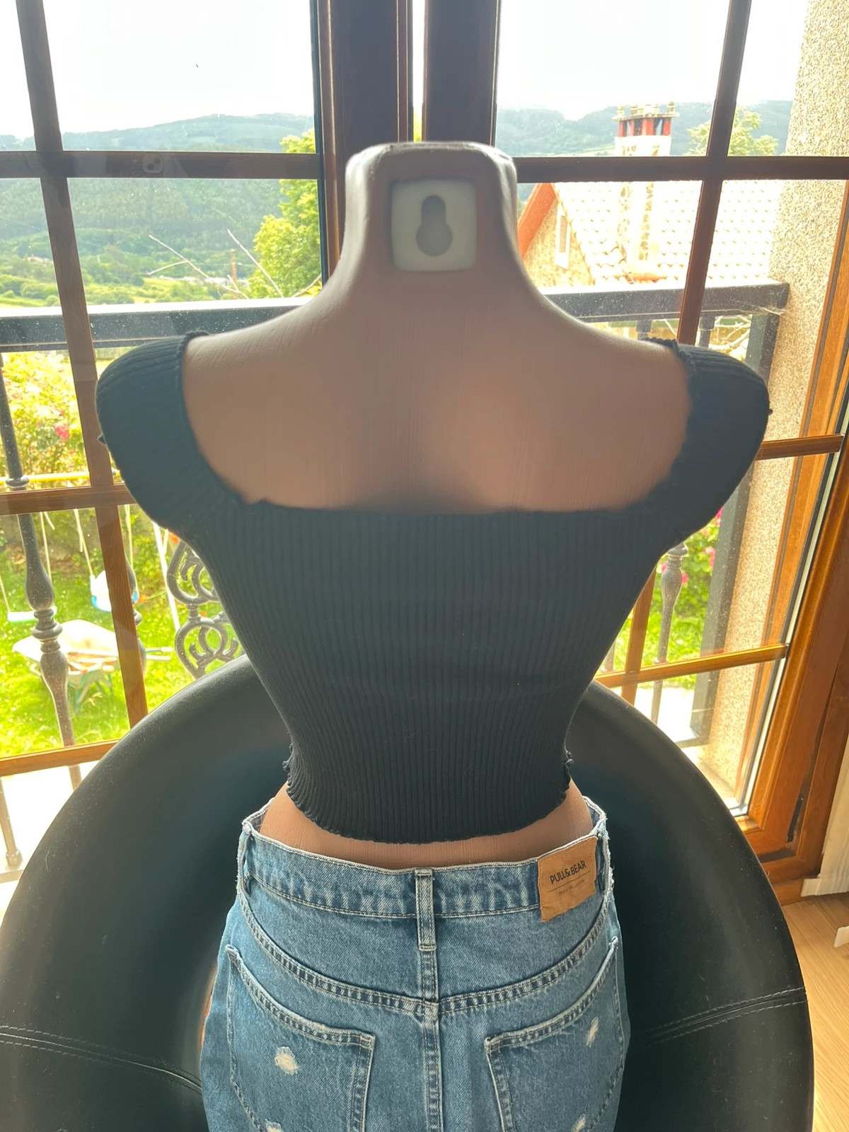 Top canalé negro hombros descubiertos – Talla S – Inditex – taille S / 36 / 8 3