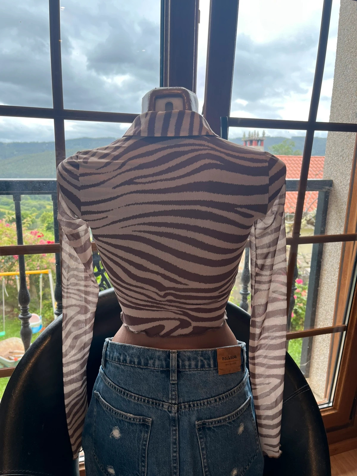 Bershka Camisa crop efecto cebra de tul - Talla XS – Bershka – taille XS 3