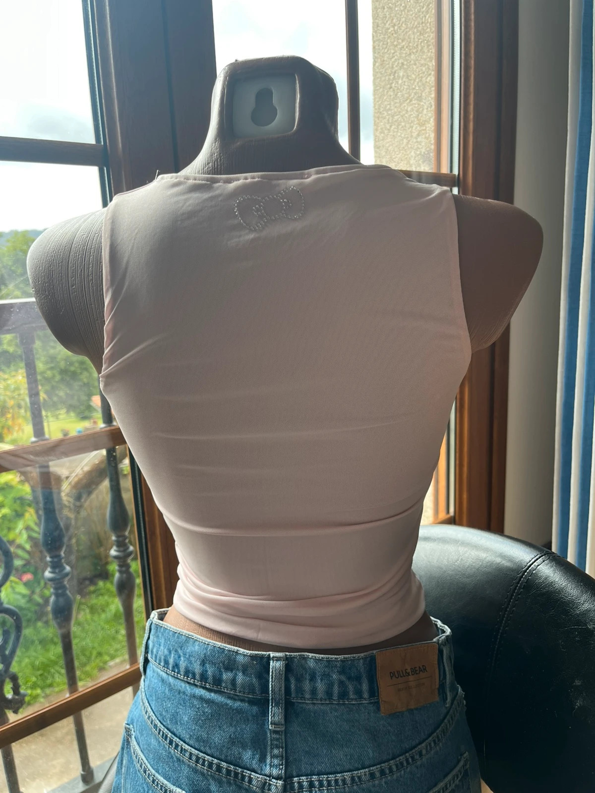 Top Hello Kitty x Pull&Bear rosa con strass - XS – Pull & Bear – taille XS 3