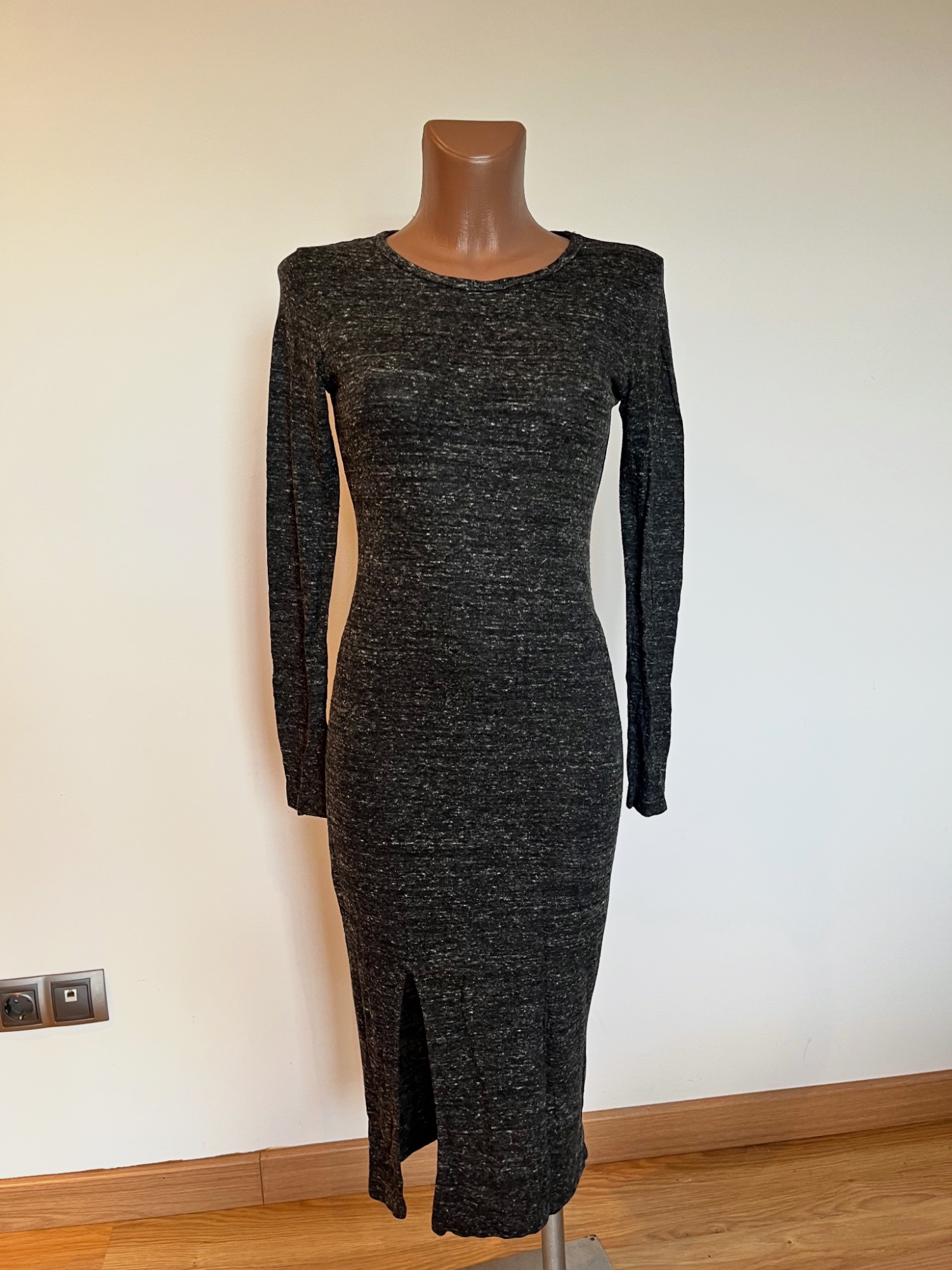 Bershka vestido midi gris jaspeado bodycon manga larga abertura M