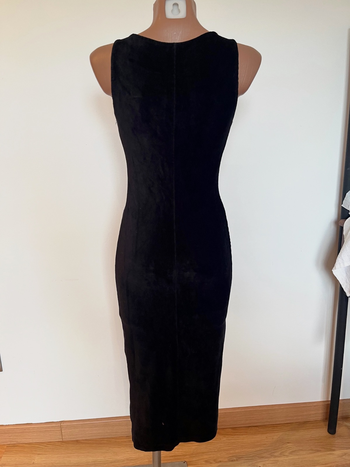Vestido negro Stradivarius S cremallera midi – Stradivarius – taille S 3