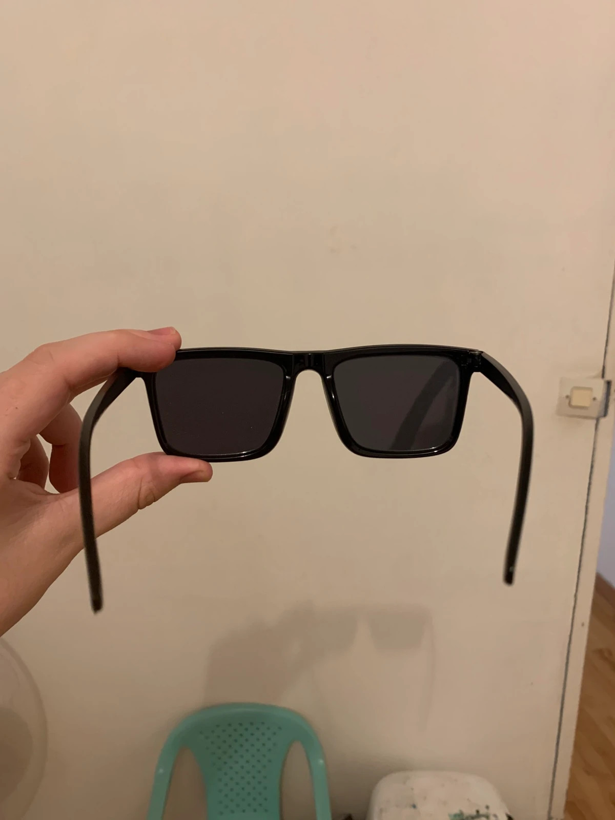 Lunettes de Soleil Noires Carrées Vintage Y2K Retro Rare Streetwear 90s – Tendance 4