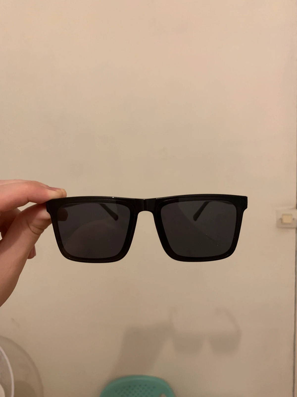 Lunettes de Soleil Noires Carrées Vintage Y2K Retro Rare Streetwear 90s – Tendance 2