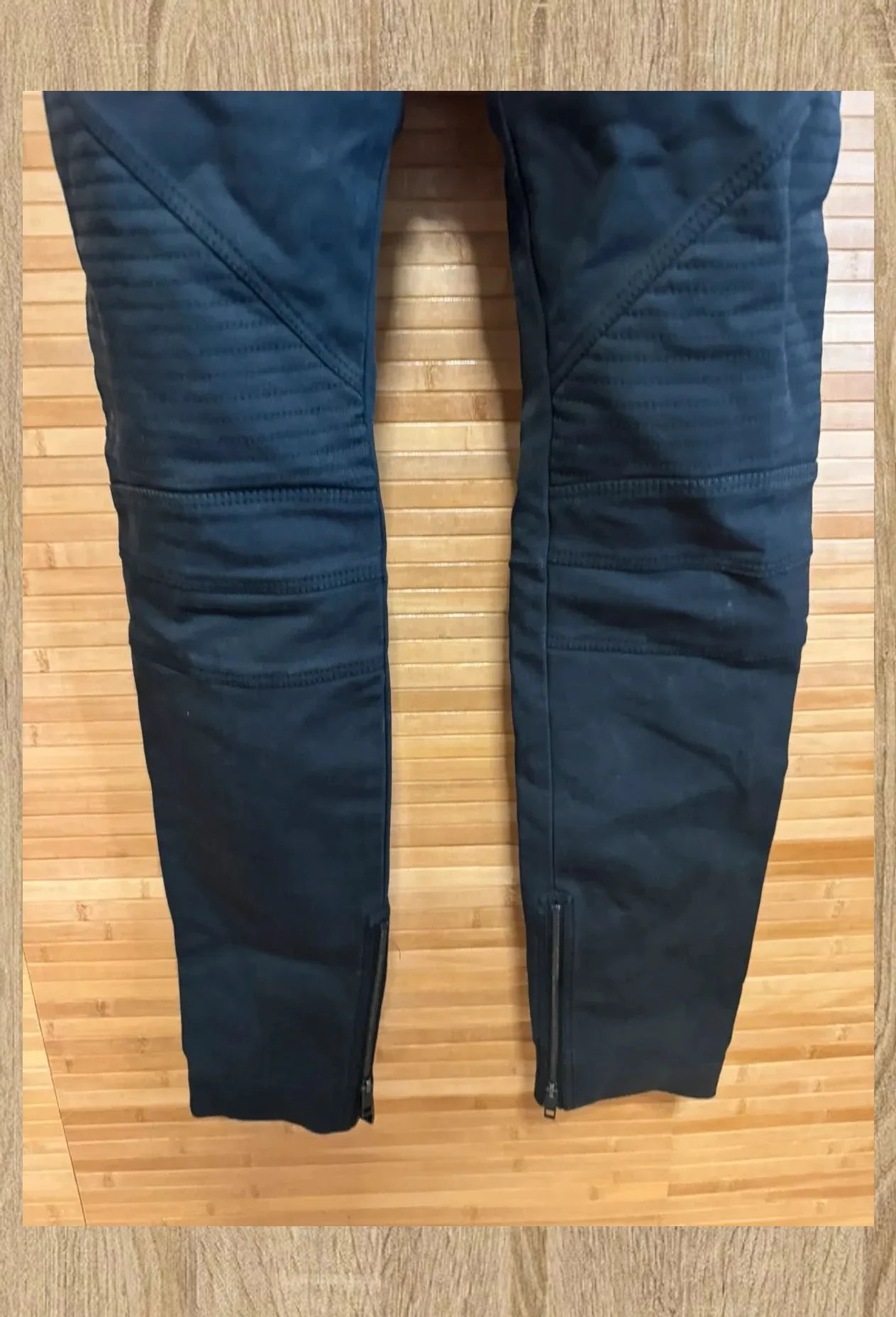 Vaquero negro pitillo de marca Burberry talla 38 😍 – Burberry – taille M / 38 / 10 3