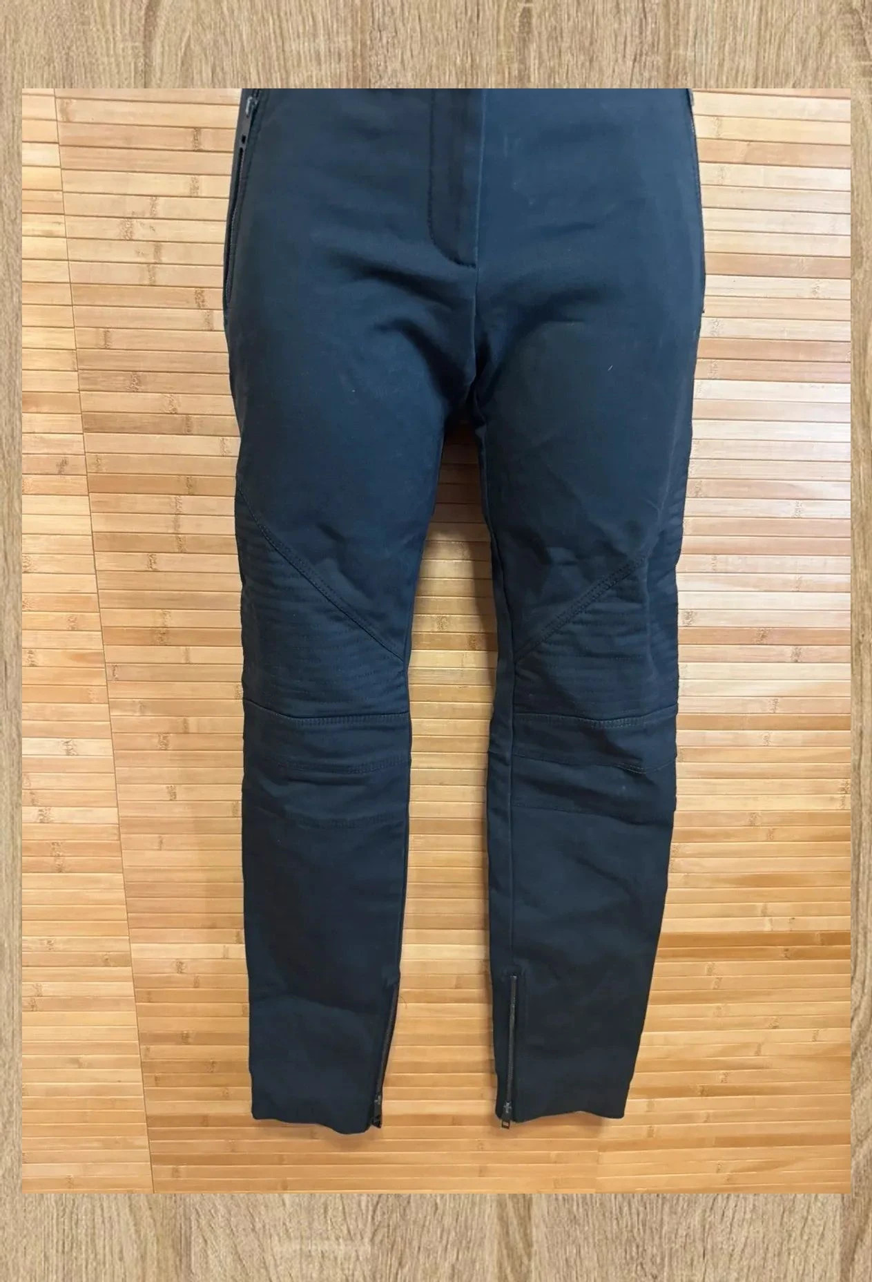 Vaquero negro pitillo de marca Burberry talla 38 😍 – Burberry – taille M / 38 / 10 2