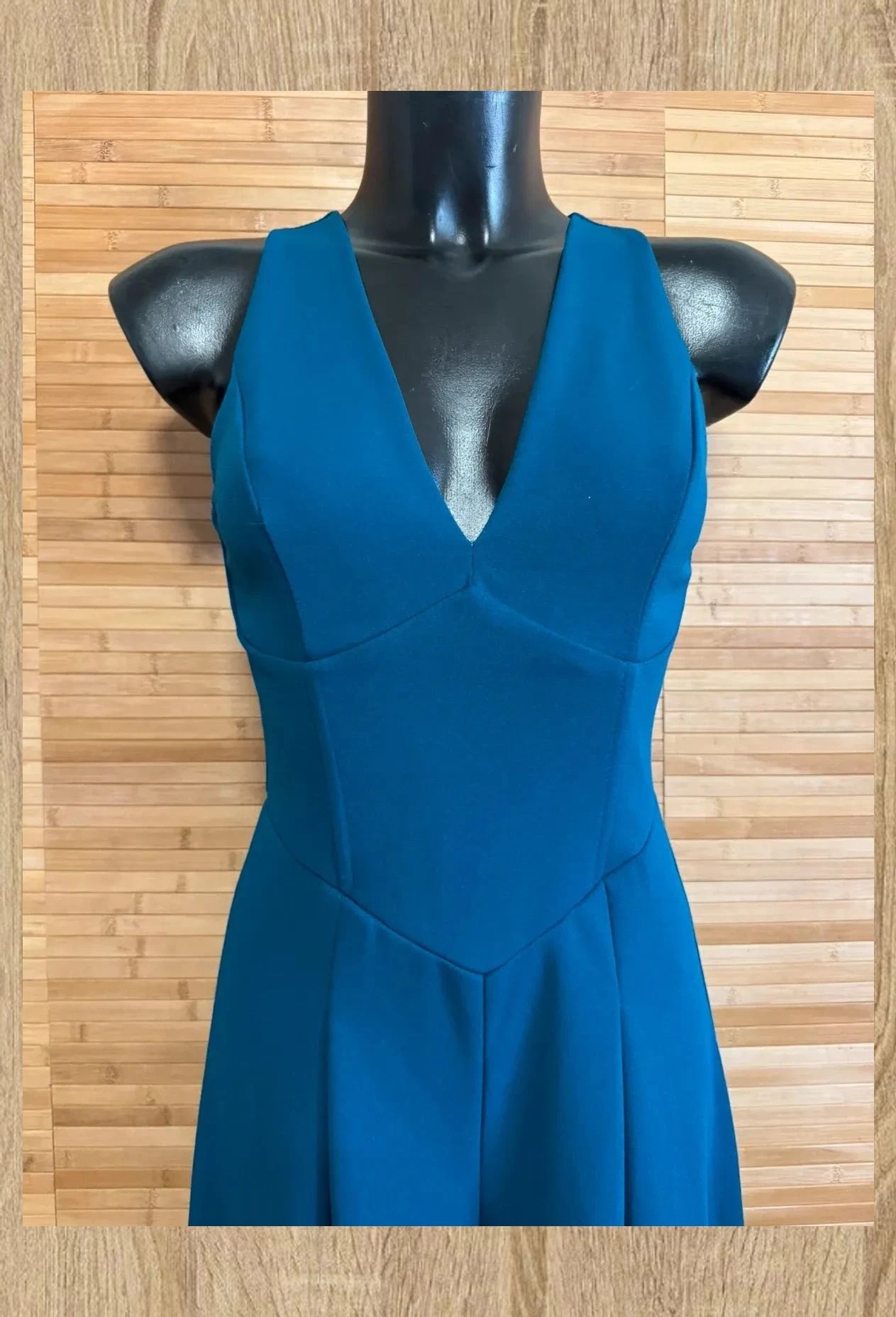 Divino mono marca WalG , talla 38, tela elástica 😍 – WalG – taille M / 38 / 10 4