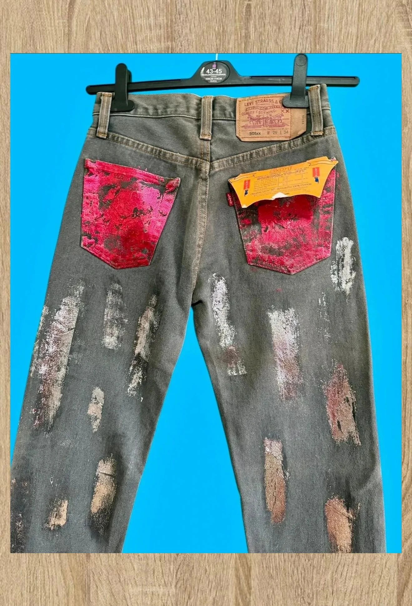 Espectacular vaquero Levis vintage, customizado metalizado, talla 38 😍 – Levi's – taille M / 38 / 10 4
