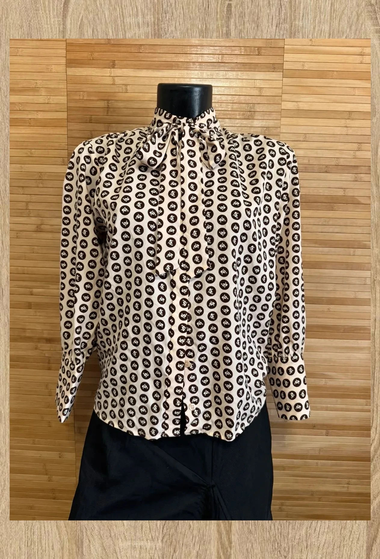 Blusa estampada con lazo de topshop talla 36 😍