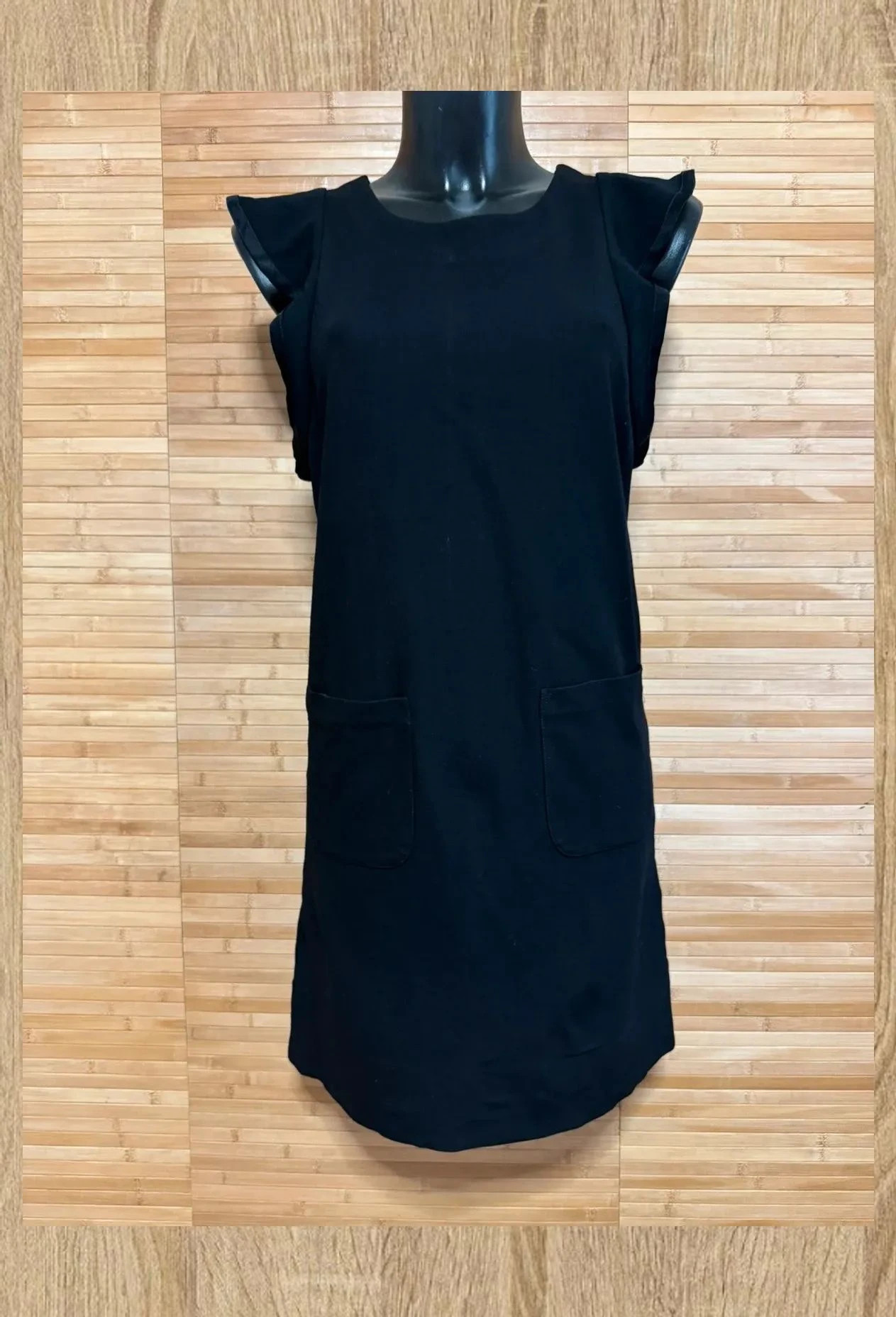Divino vestido de marc by marc jacobs , talla S 😍