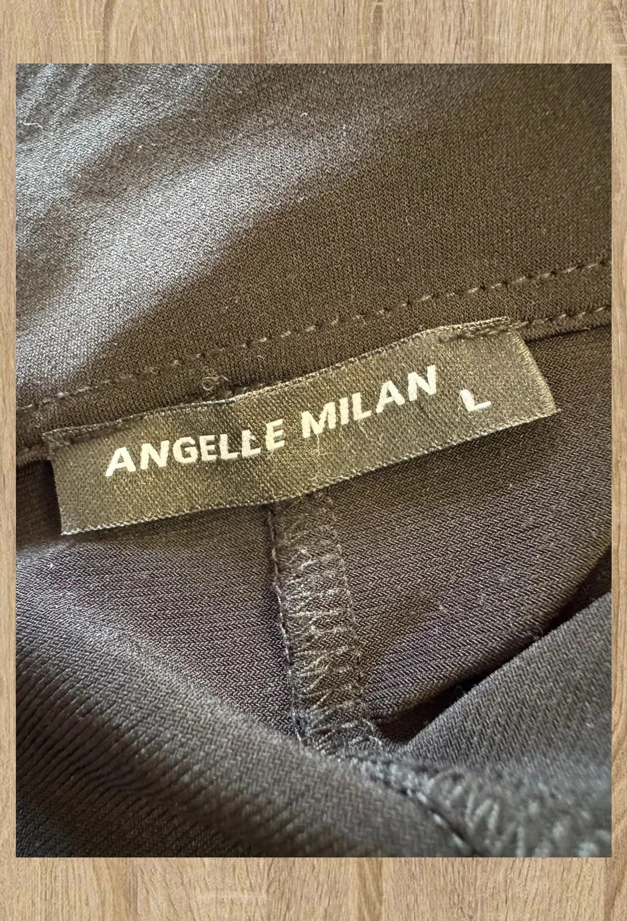 Divino mono negro elástico marca Angelle Milan talla L 😍 – Angelle Milan – taille L / 40 / 12 5