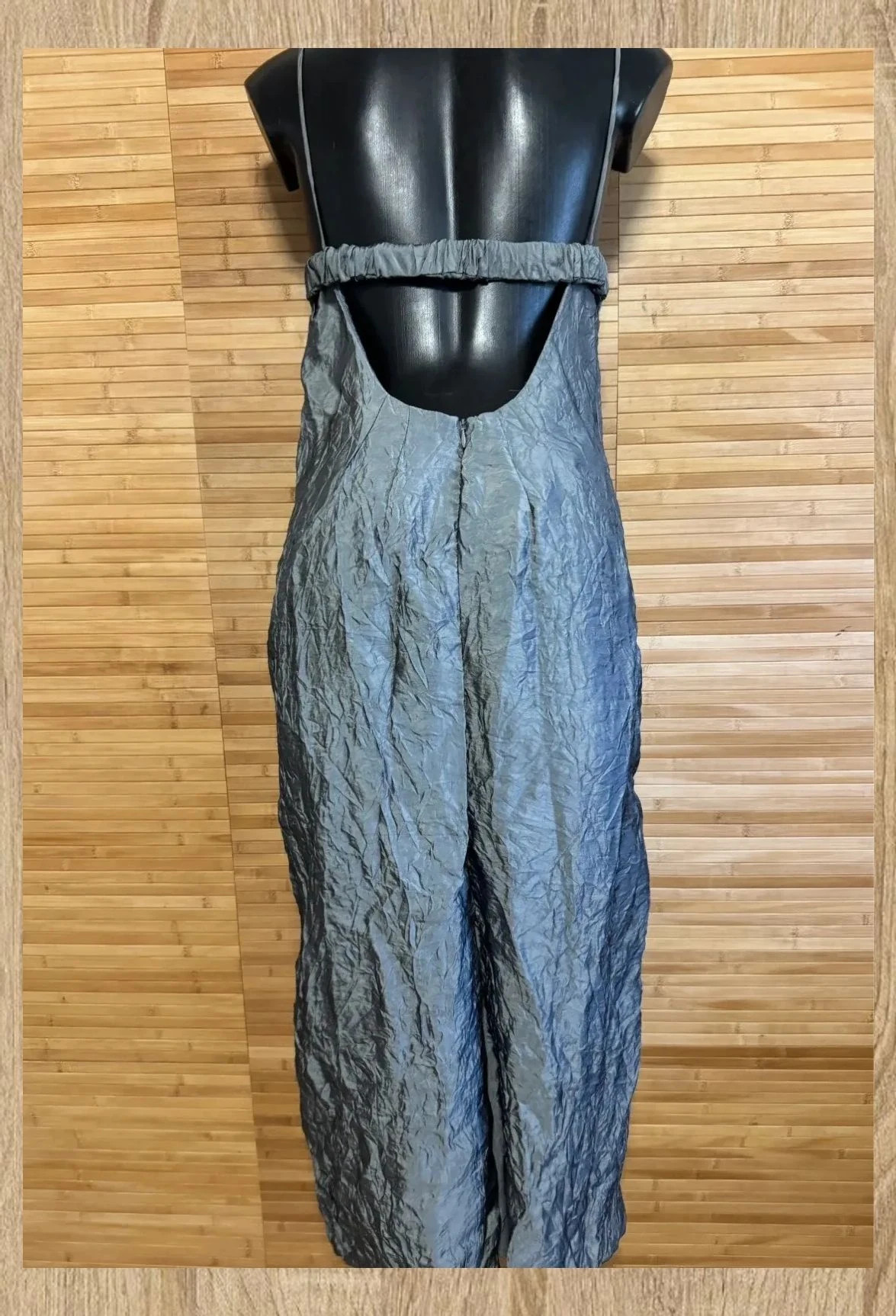 Divino vestido satinado tela arrugada de Zara , talla L 😍 – Zara – taille L / 40 / 12 5