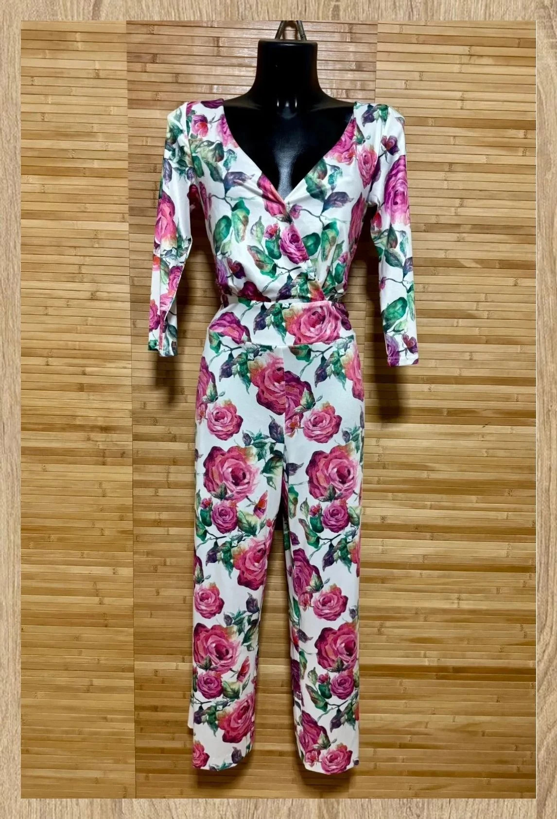 Divino mono palazzo marca Kahyra , talla S 😍