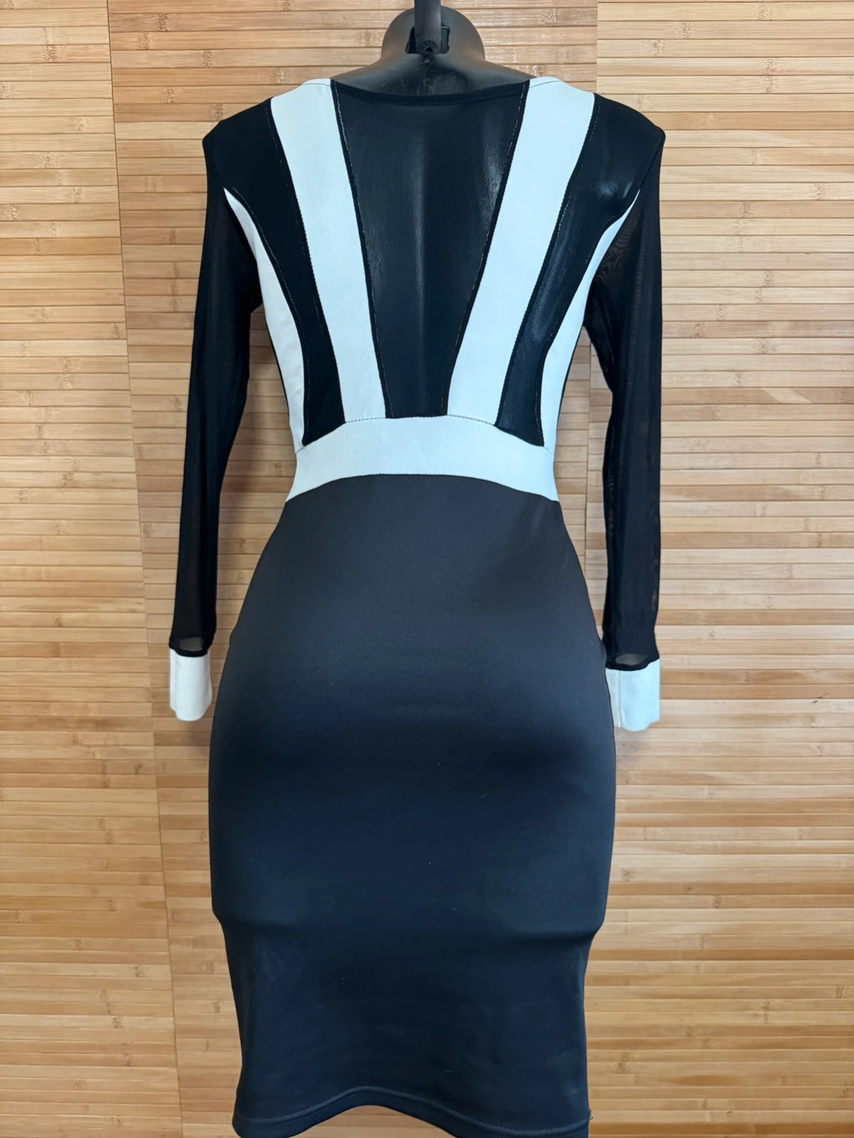 Elegante vestido elástico bicolor con transparencias, talla S 😍 – Moda Italia – taille S / 36 / 8 3