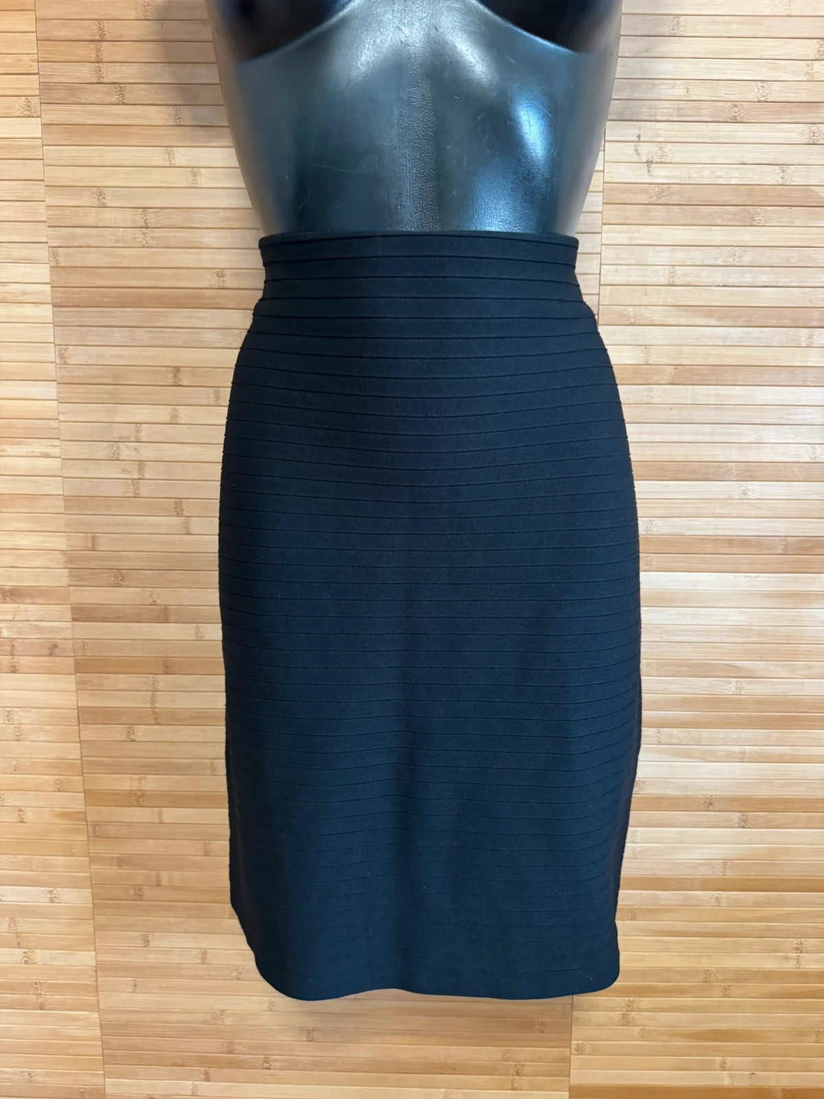 Divina falda tubo elástica de Joseph Ribkoff, talla 46 😍
