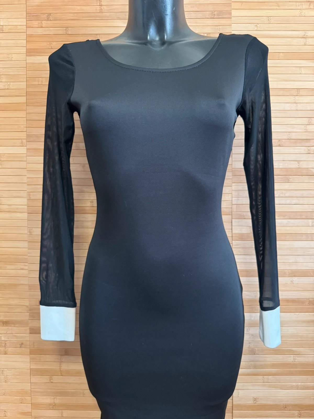 Elegante vestido elástico bicolor con transparencias, talla S 😍 – Moda Italia – taille S / 36 / 8 5