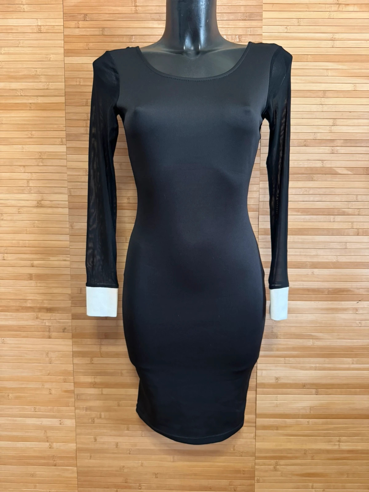 Elegante vestido elástico bicolor con transparencias, talla S 😍 – Moda Italia – taille S / 36 / 8 2
