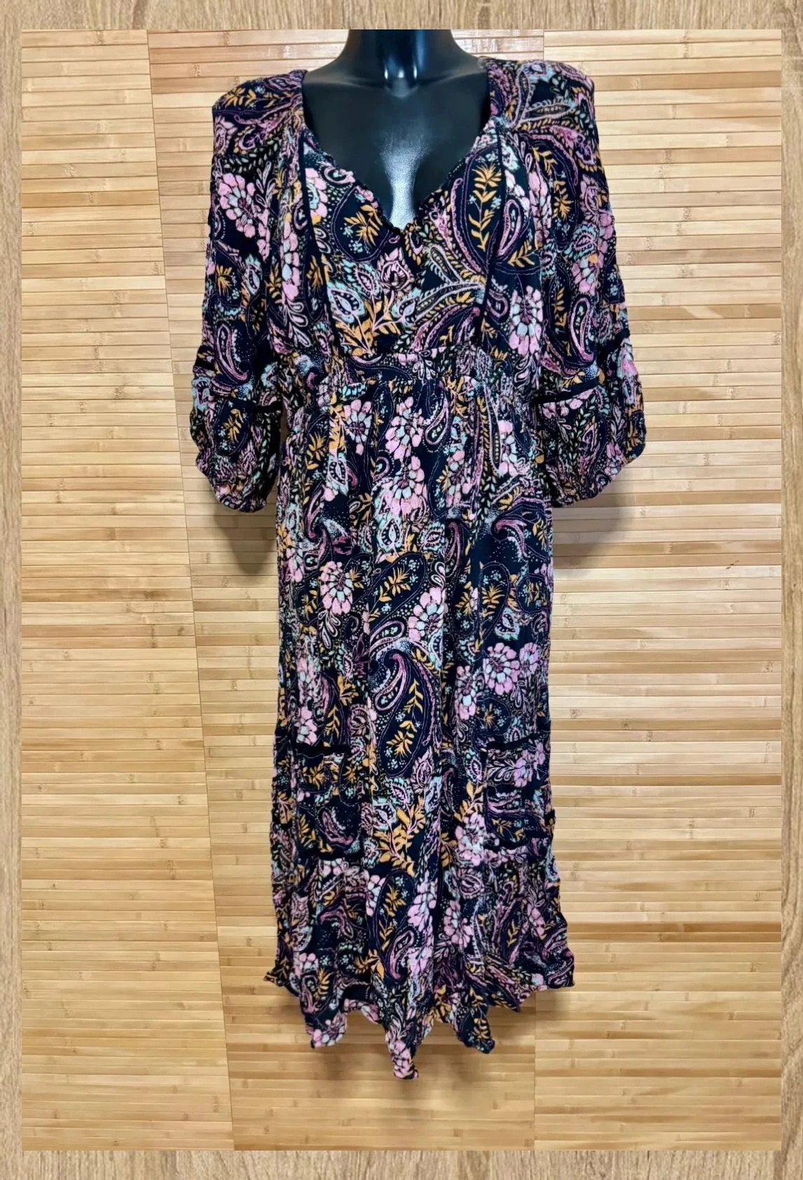 Divino vestido 100% algodón de marca George , talla 48 😍