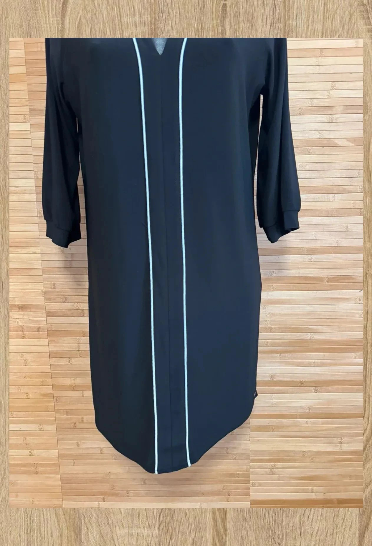 Divino vestido corte recto , tela elástica de Angelle Milán, talla M 😍 – Angelle Milan – taille M / 38 / 10 2
