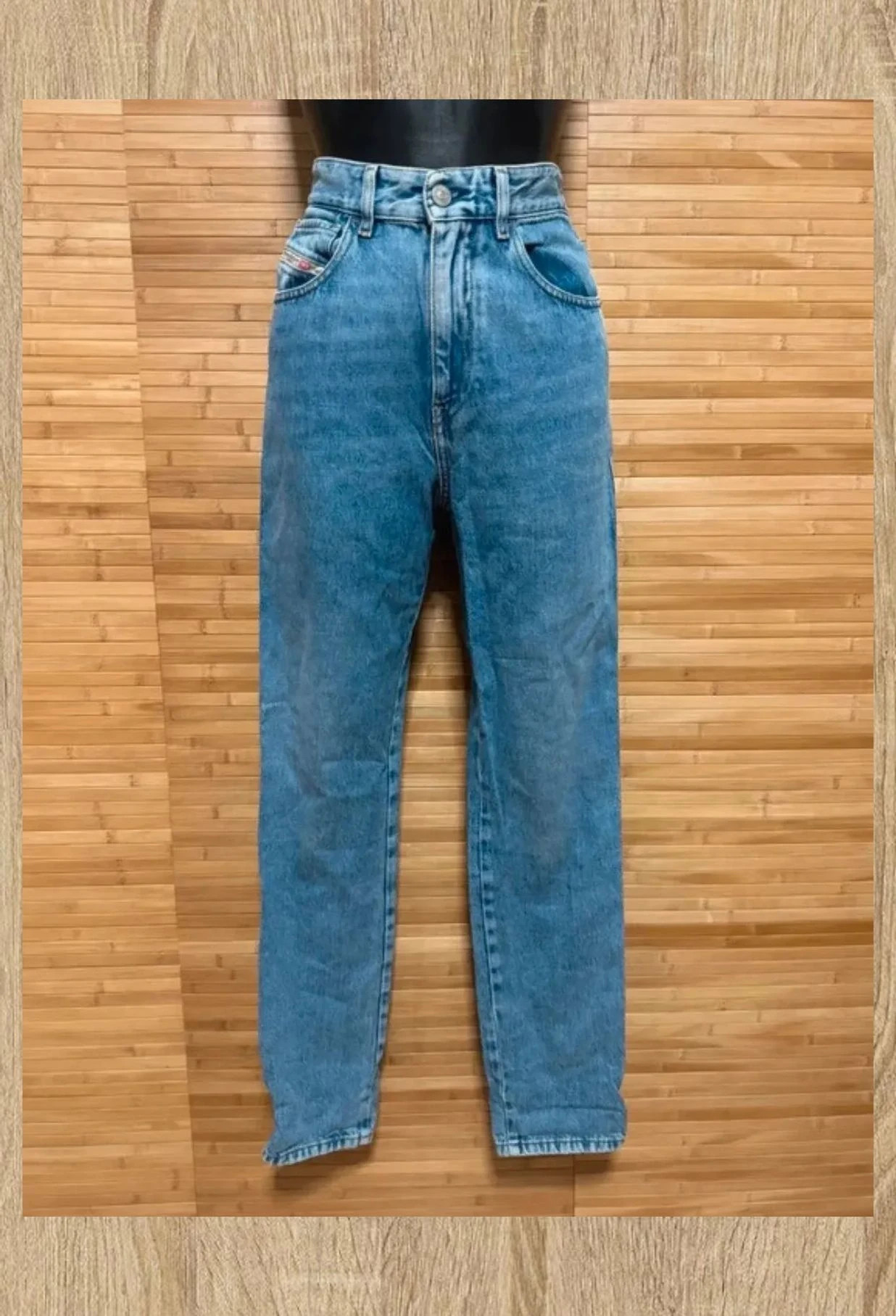 Vaquero marca Diésel corte boyfriend cintura alta talla 38 😍