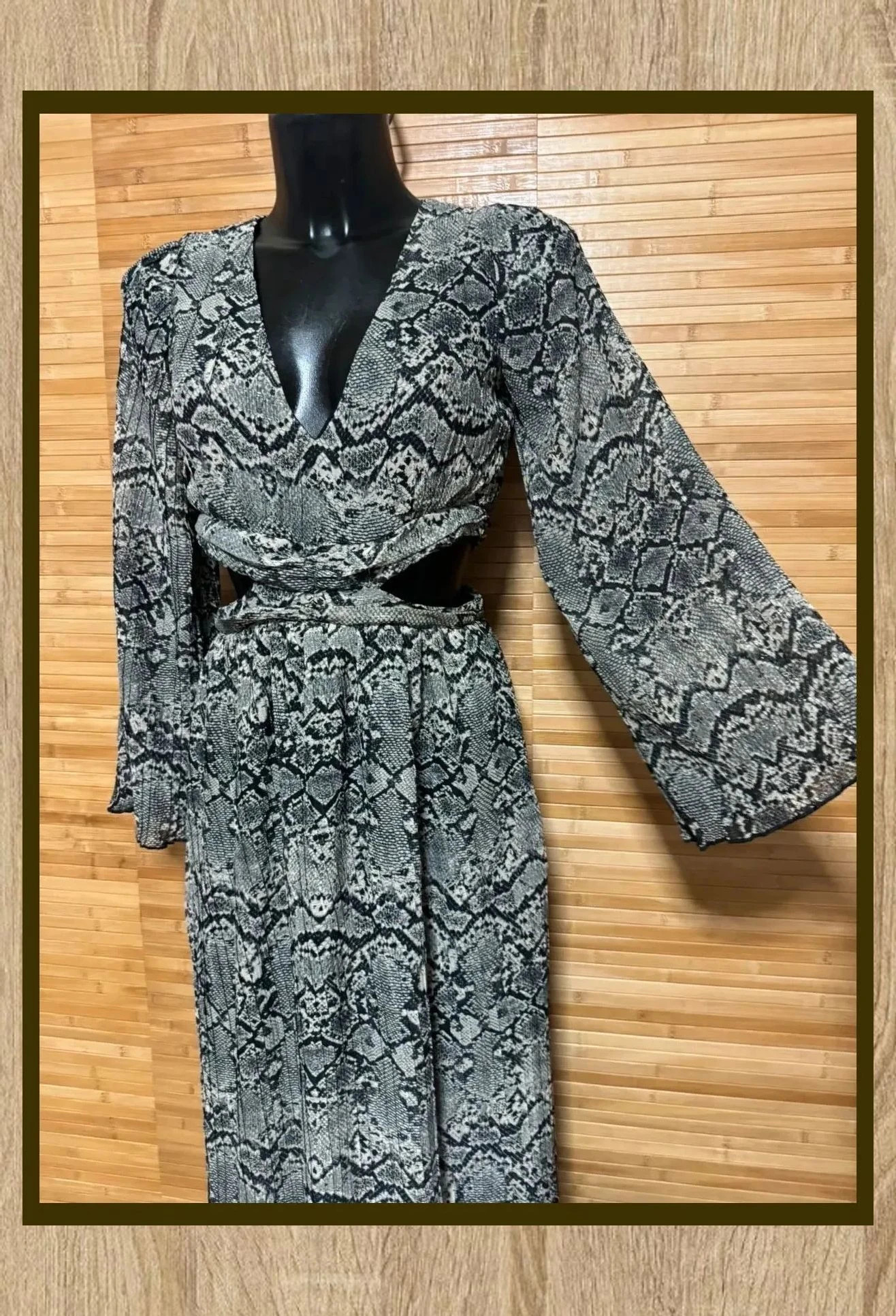 Divino vestido plisado de Zara , estampado animal print , talla XS 😍 – Zara – taille XS / 34 / 6 4