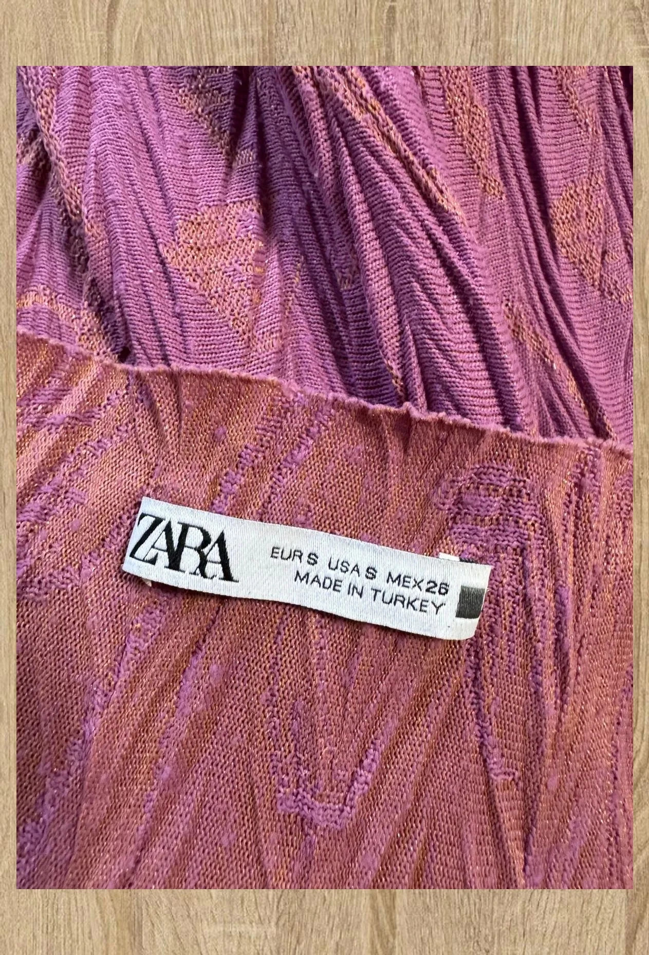 Divino vestido corte recto de Zara , talla S , elástico 😍 – Zara – taille S / 36 / 8 5