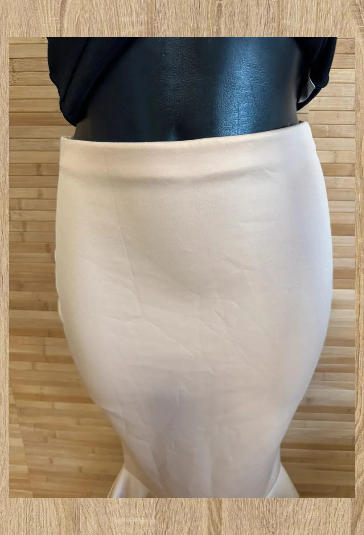Divina falda ajustada elástica de marca boohoo talla S 😍 – Boohoo – taille S / 36 / 8 4