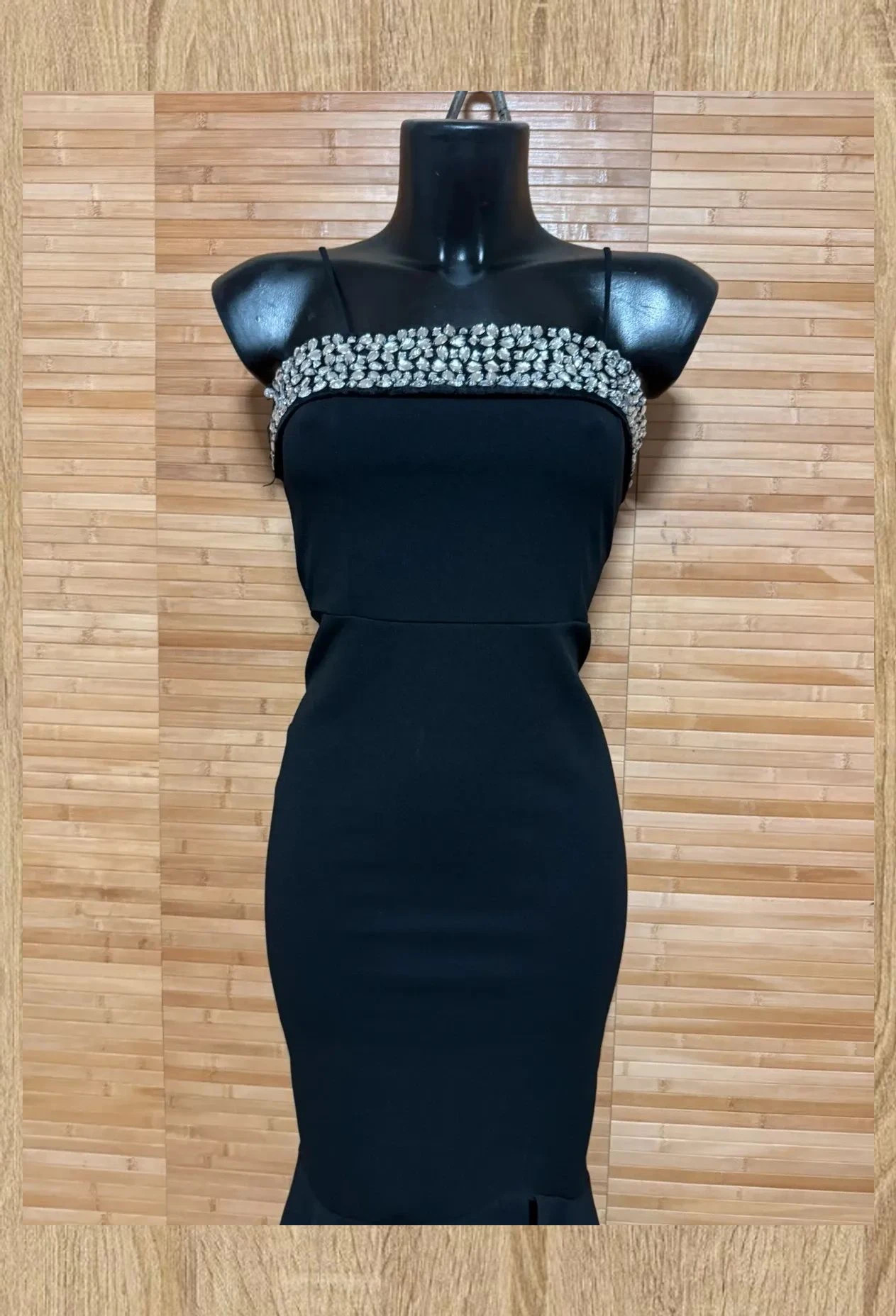 Divino vestido midi ajustado de marca quiz talla 40 😍 – Quiz – taille L / 40 / 12 3