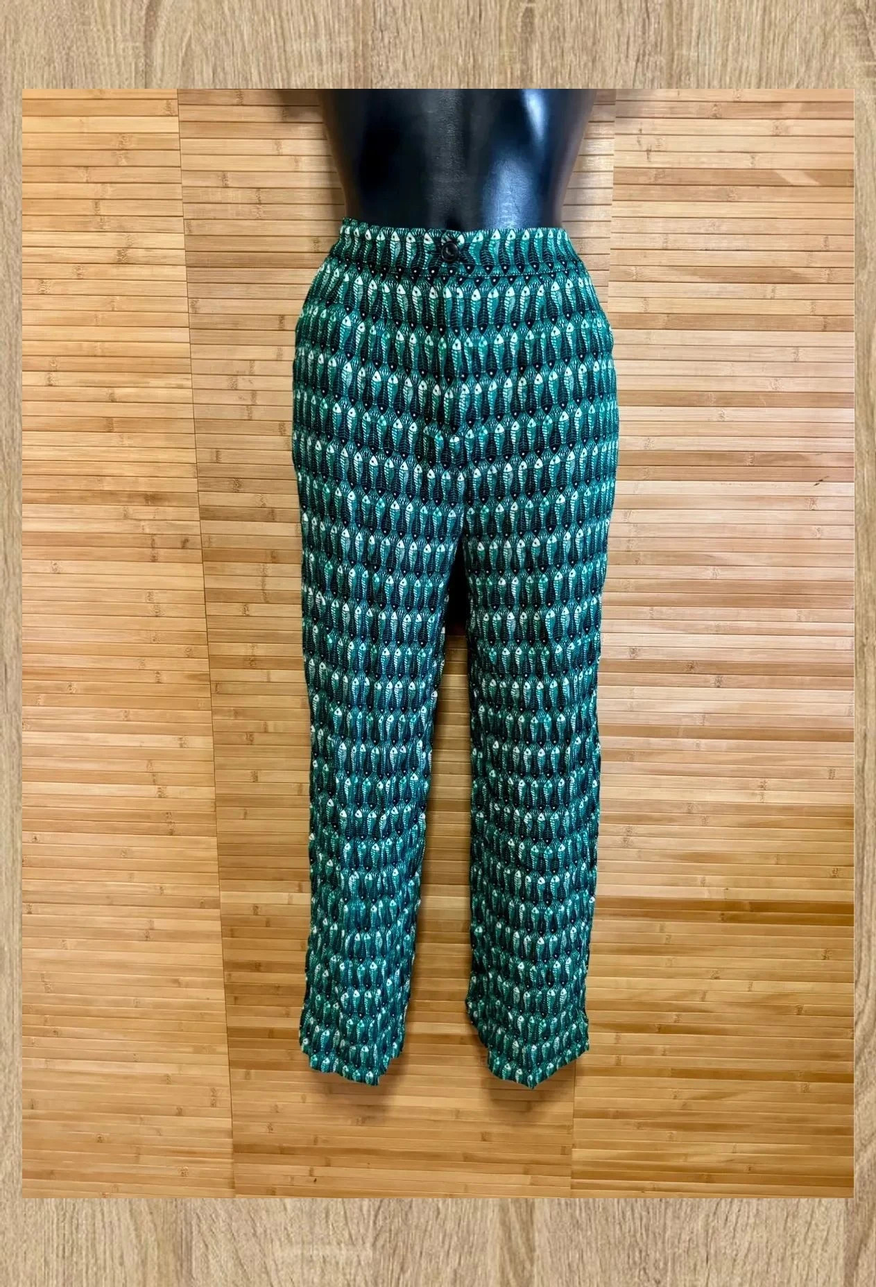Divino pantalón tela viscosa marca King Louie, talla 38 😍