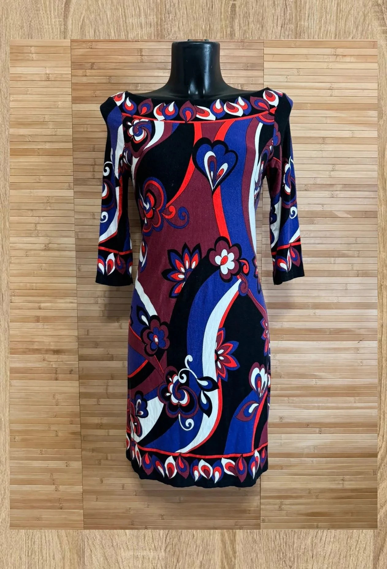 Divino vestido viscosa elástica de marca Wallis, talla 38 😍
