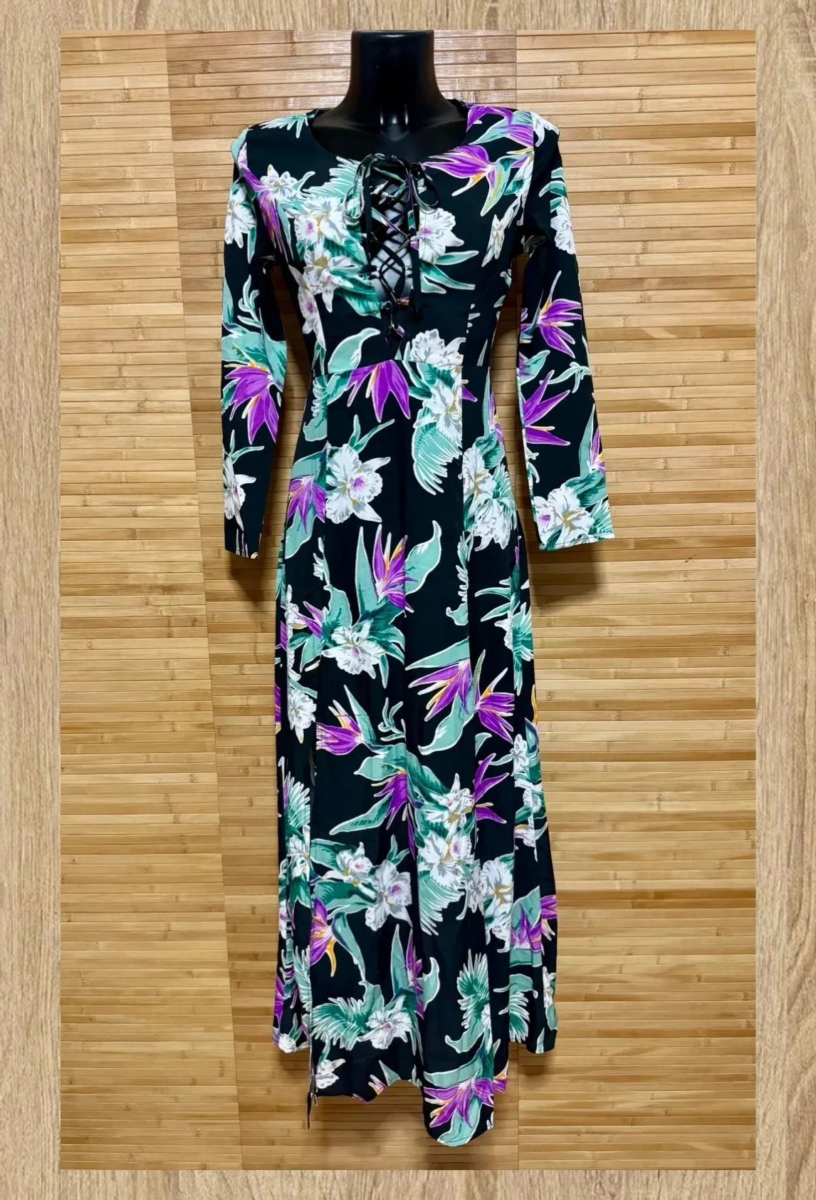 Divino vestido flores , talla única para S 😍 – La Boutique – taille Taille unique