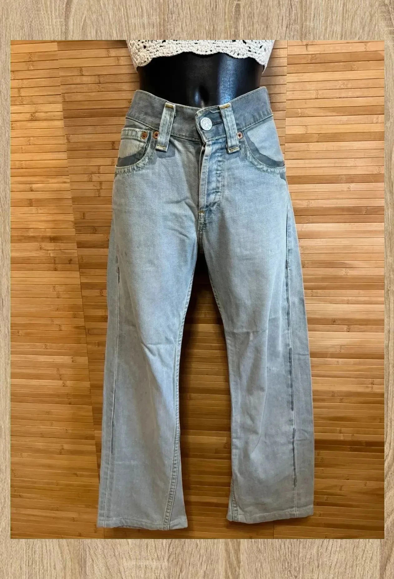 Divino vaquero Levis campana , edición especial talla 44 😍 – Levi's – taille XXL / 44 / 16 2