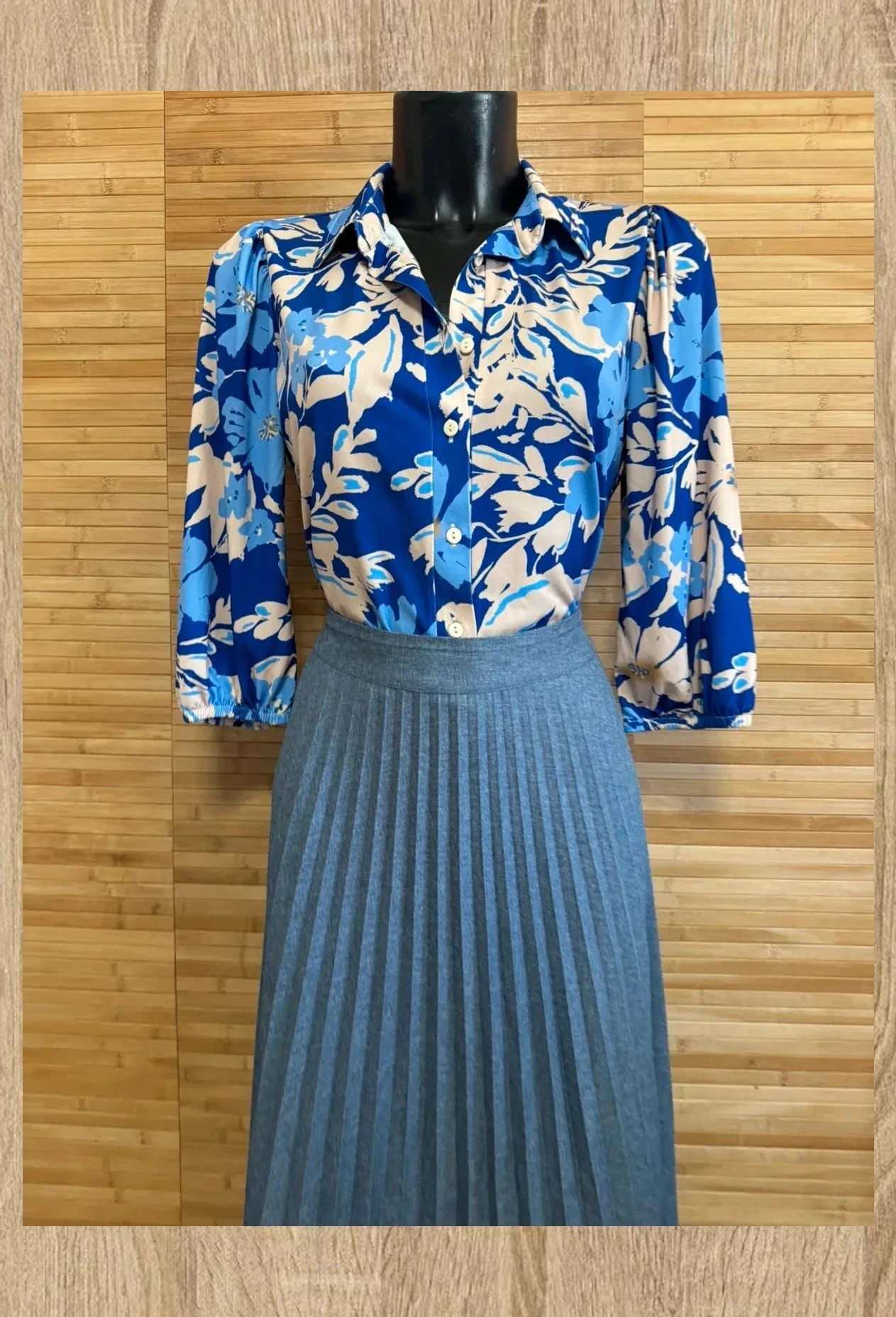 Divina blusa estampada marca Angelle Milán , talla M 😍 – Angelle Milan – taille M / 38 / 10 2