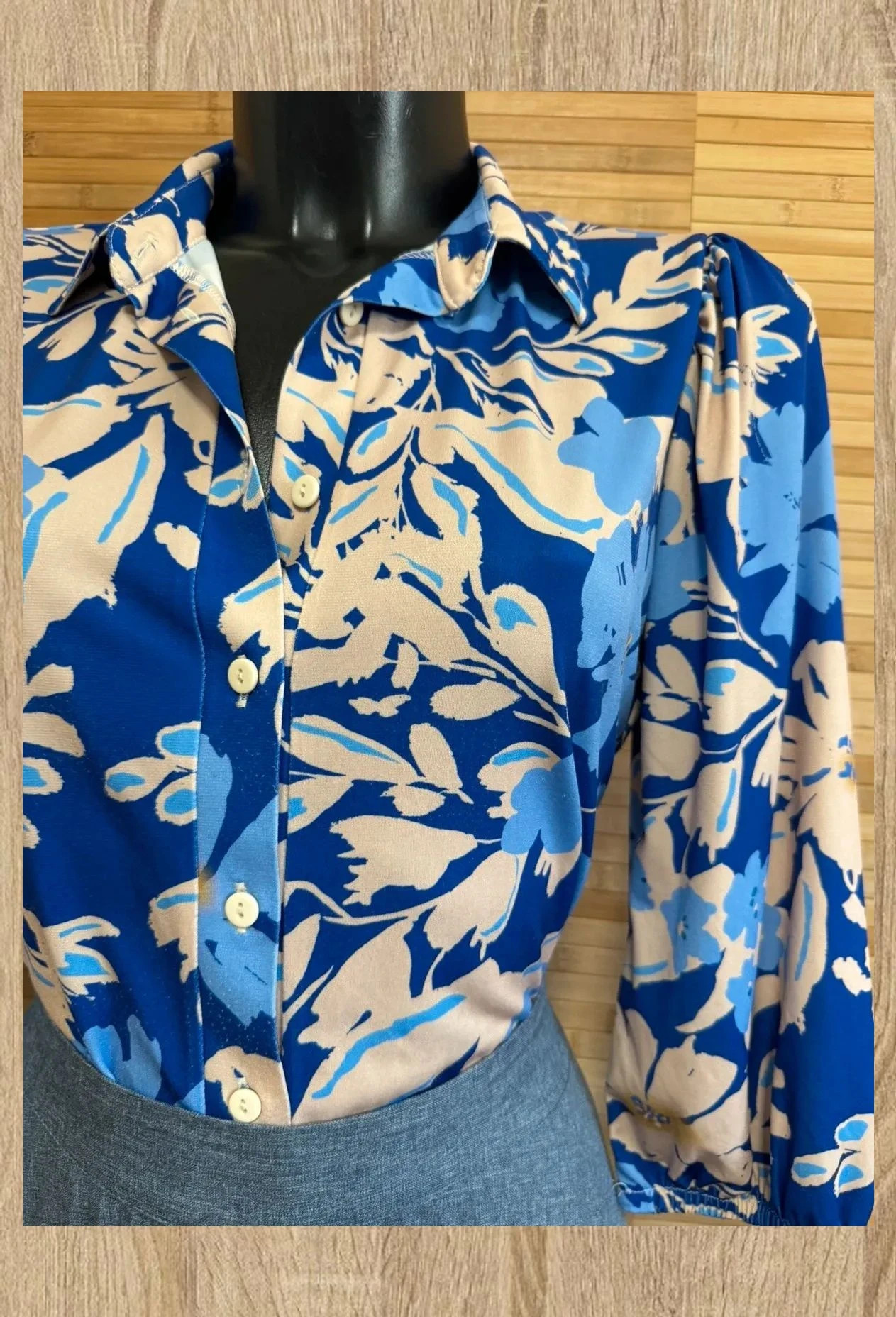 Divina blusa estampada marca Angelle Milán , talla M 😍 – Angelle Milan – taille M / 38 / 10 4