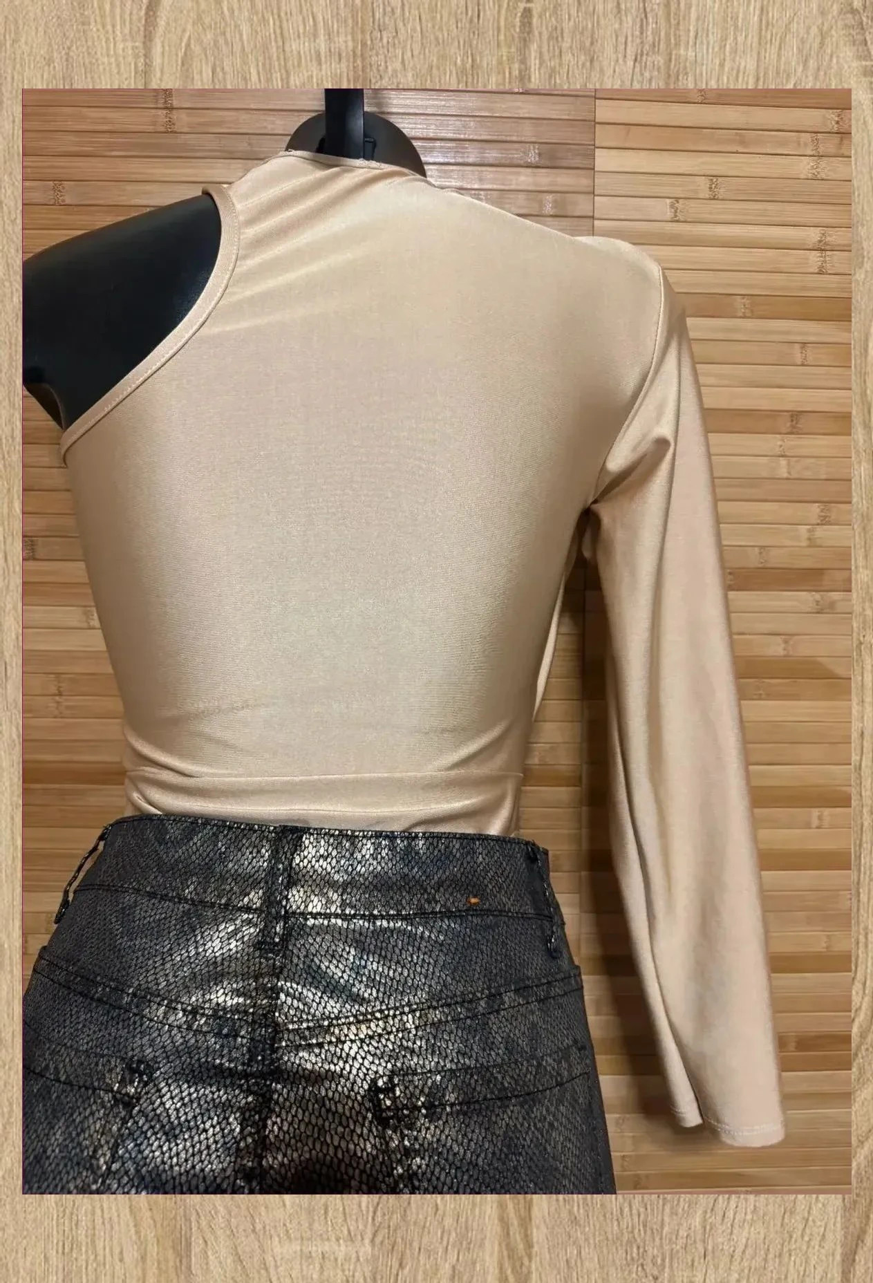 Divino body fruncido con una manga , talla única para S/M 😍 – La Boutique – taille Taille unique 4
