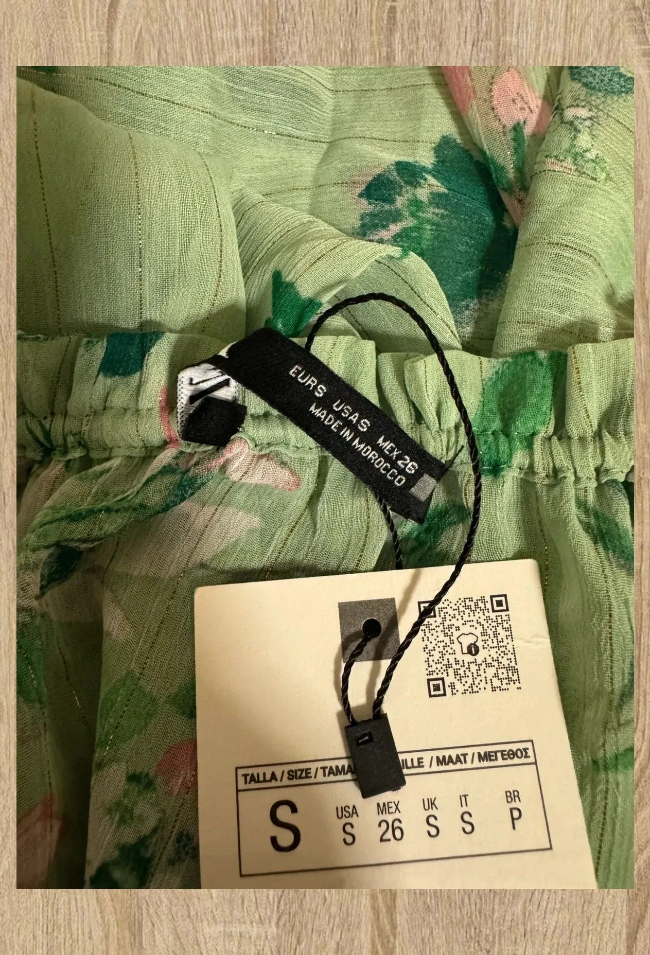 Divina blusa flores de Zara. Talla S 😍 – Zara – taille S / 36 / 8 5