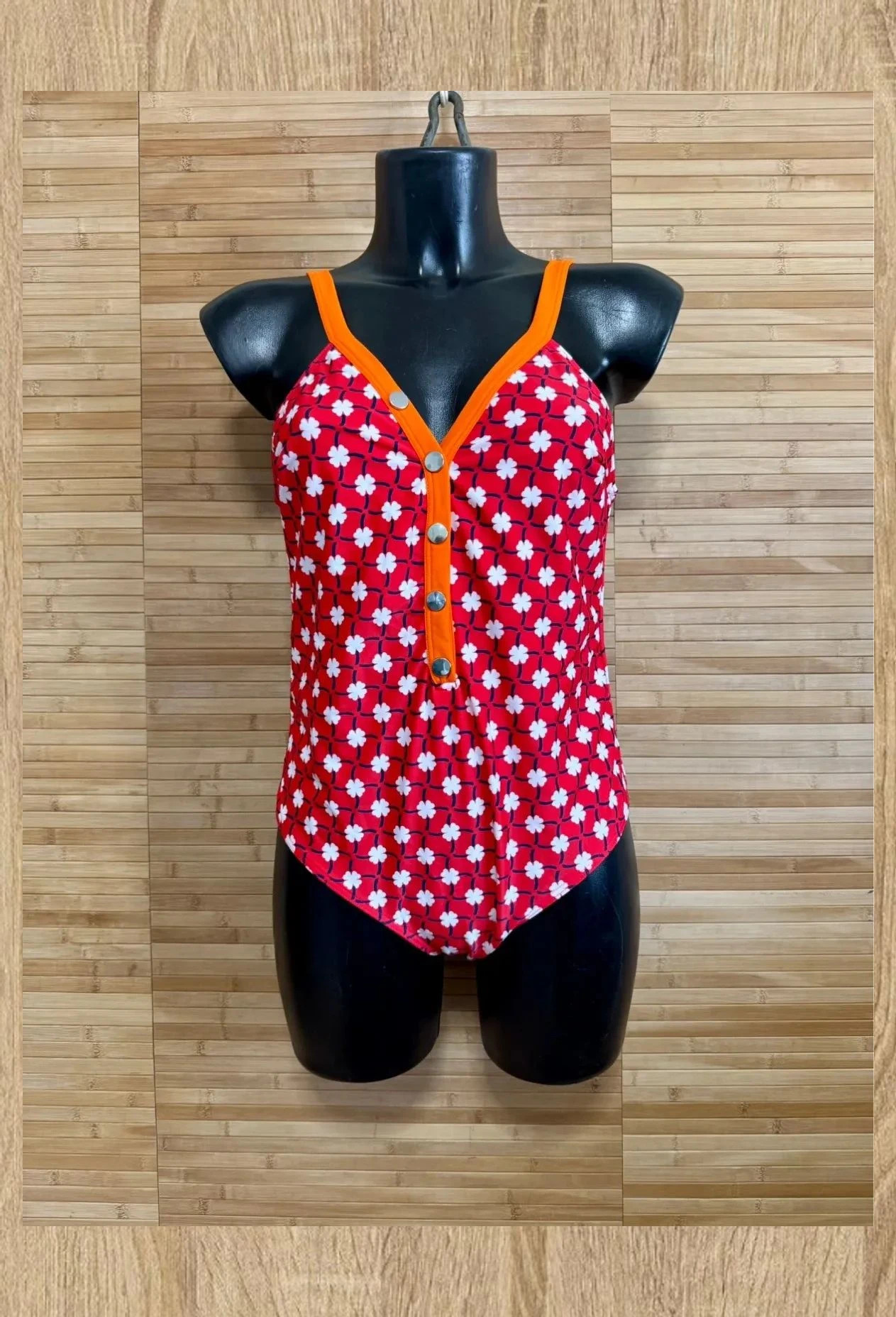 Divino bañador marca Carven talla XL 😍