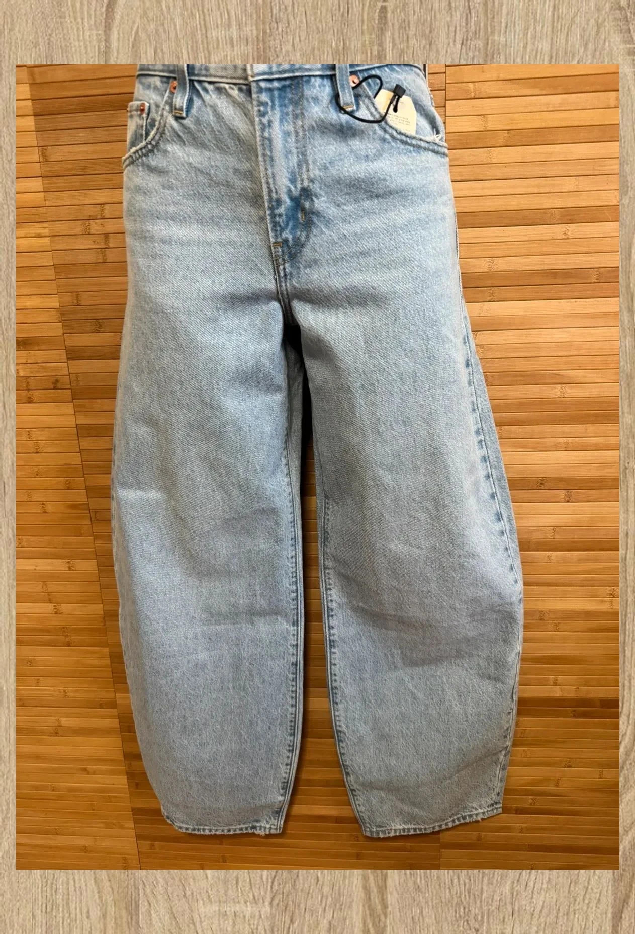 Espectacular vaquero Levis XL Balloon , talla W23 L 32 , verifique las medidas da más talla 😍 – Levi's – taille Autre 3