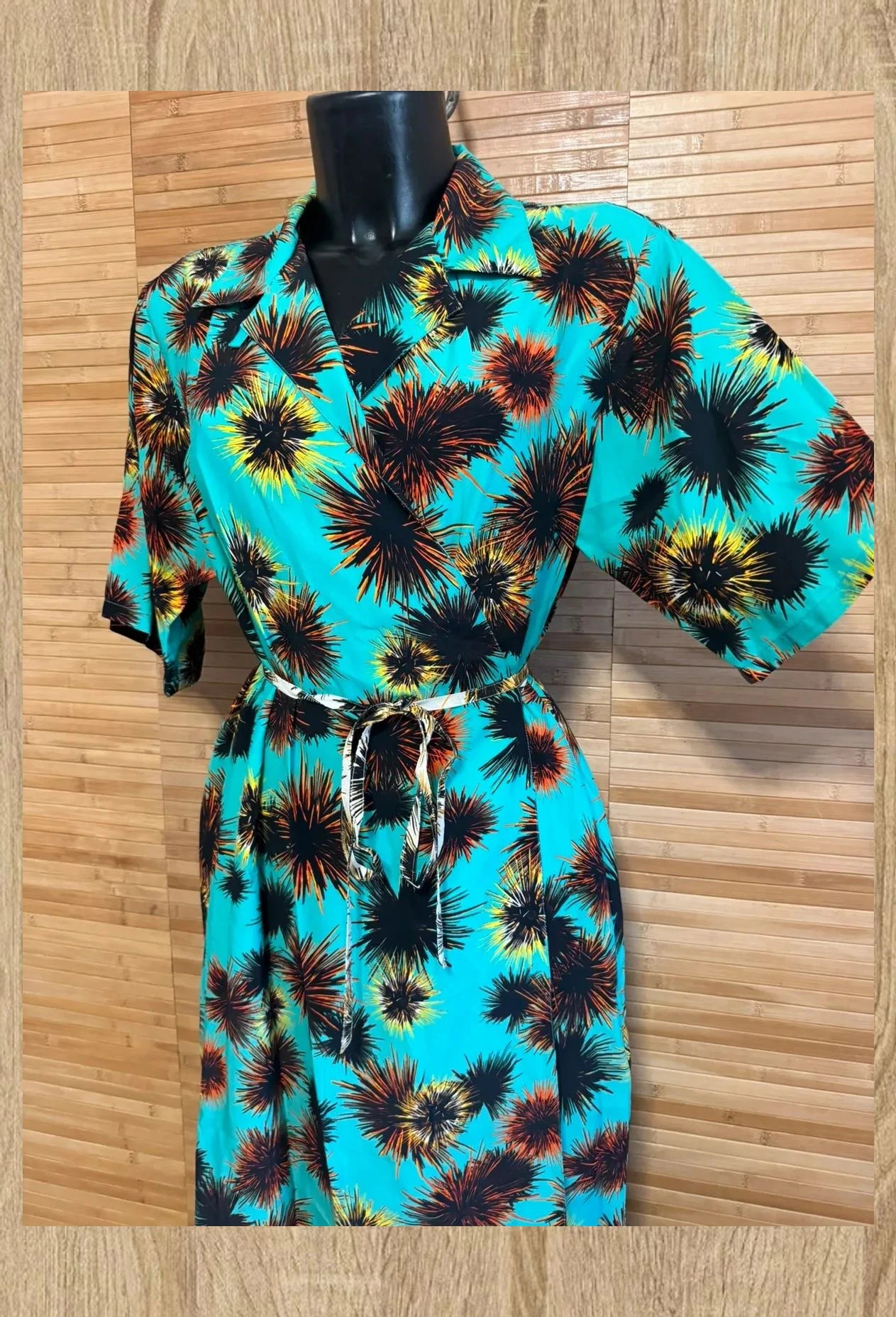Vestido largo cruzado marca Kenzo, talla 36 , con bolsillos , lleva otro vestido debajo como forro 😍 – Kenzo – taille S / 36 / 8 5
