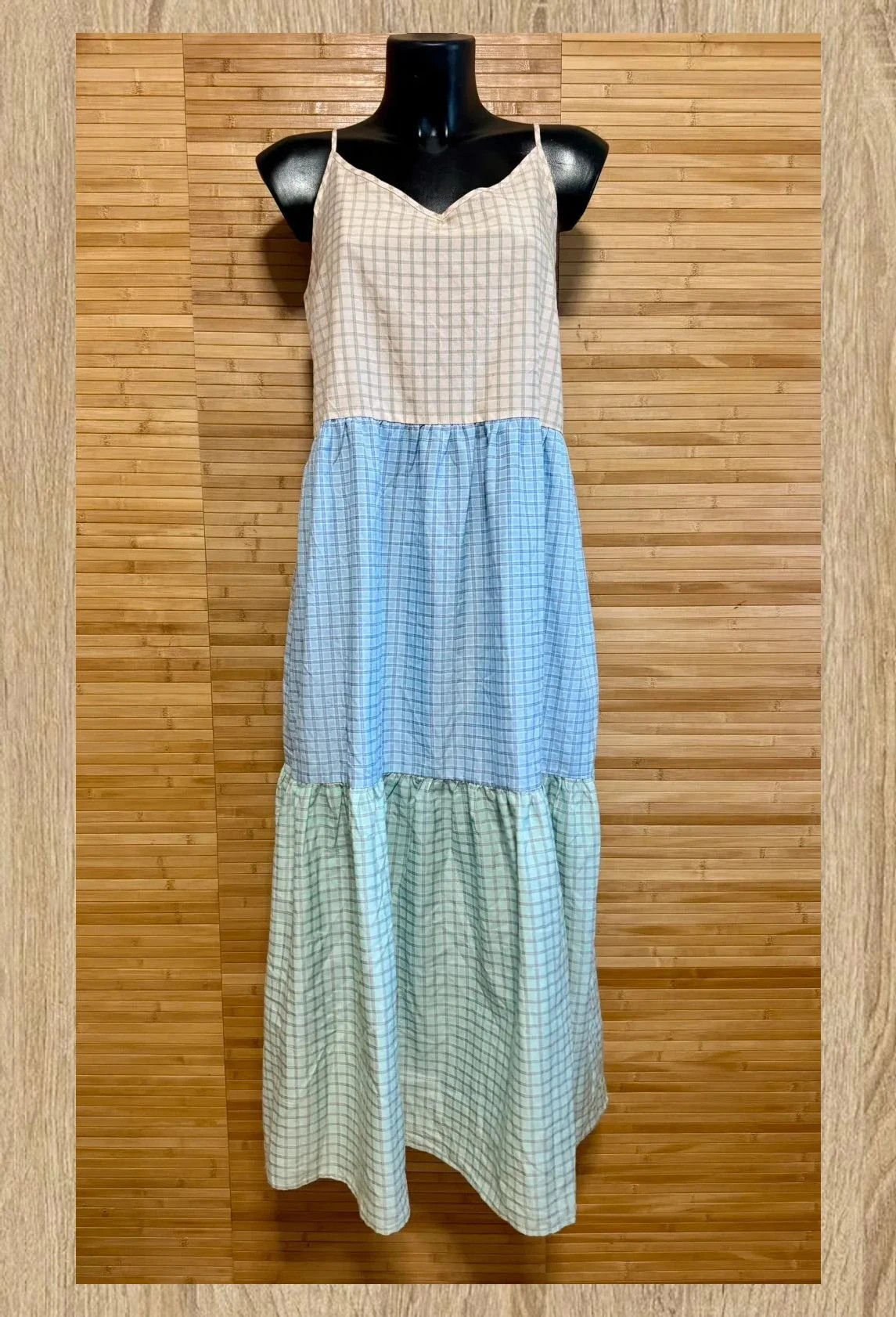 Divino vestido de verano marca Nümph talla 42 😍